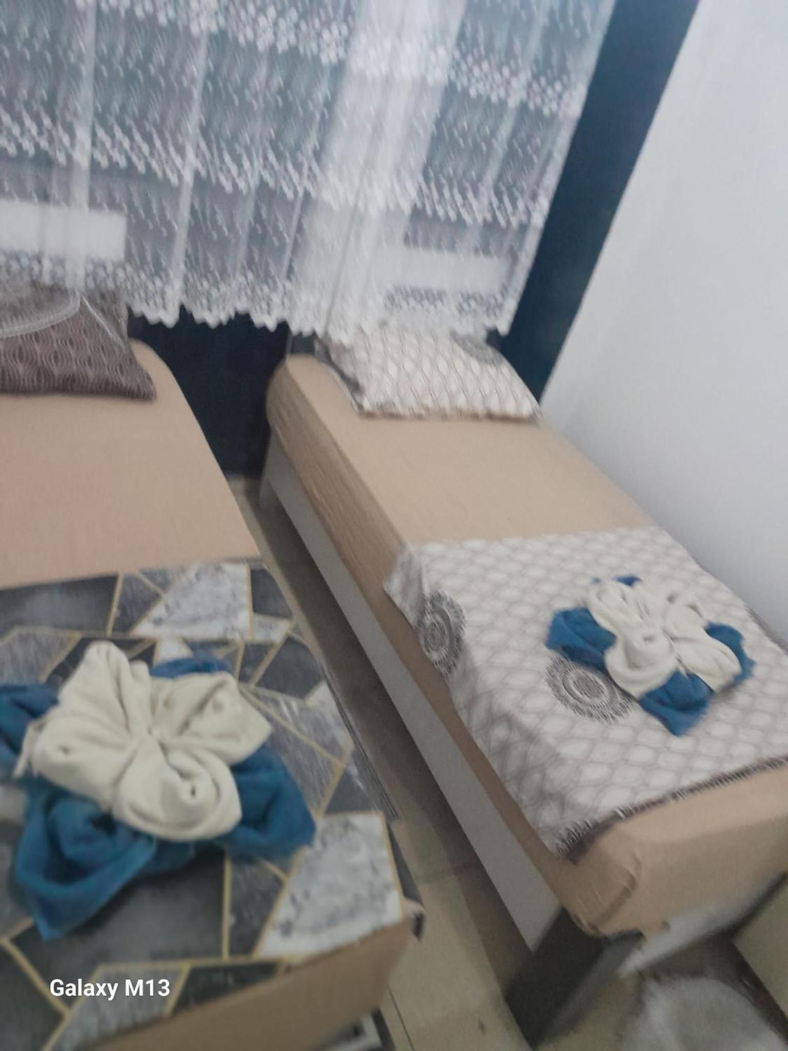 Economy Triple Room photo 3