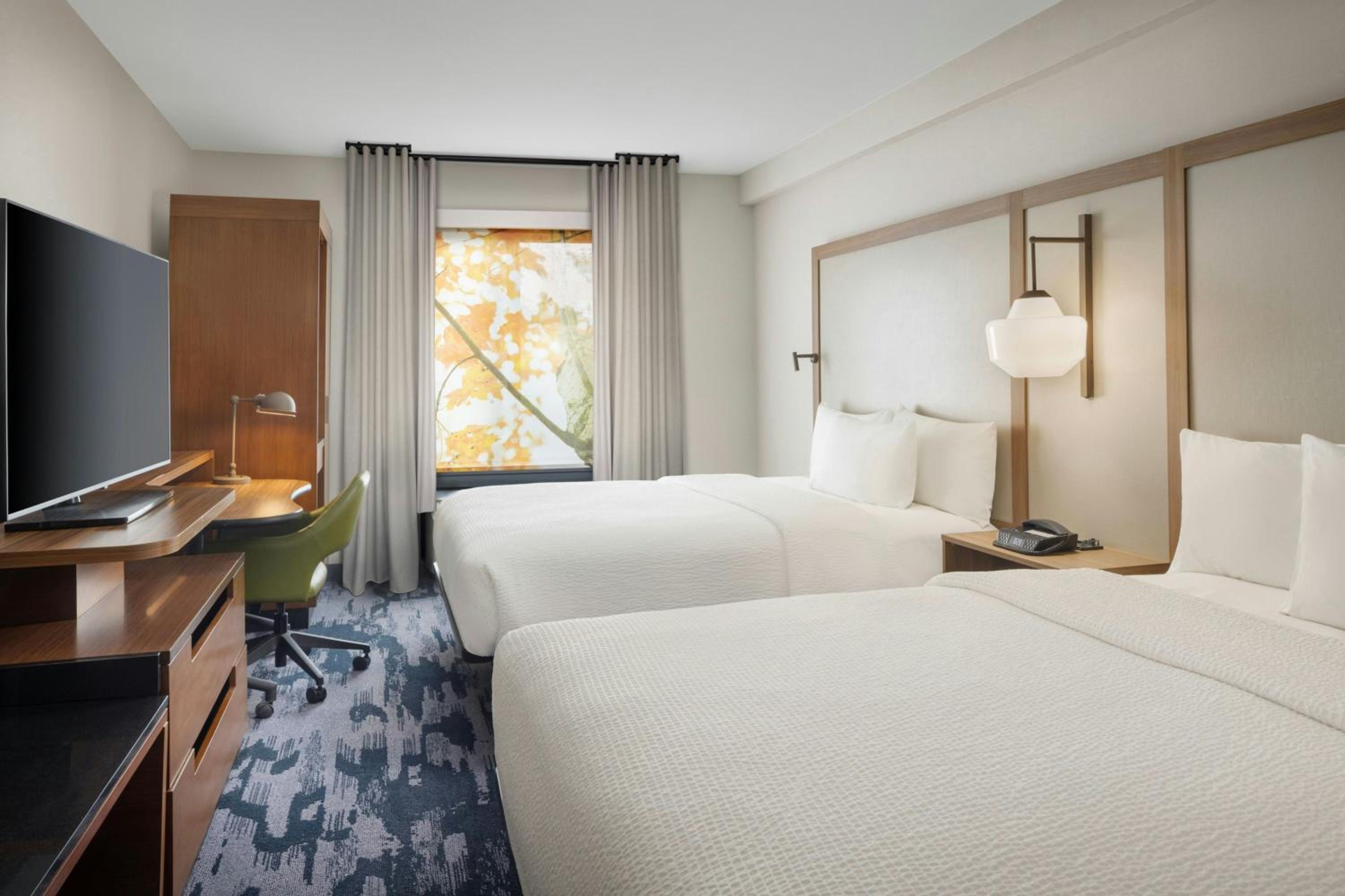 Double Room with Two Double Beds - Hearing Accessible 