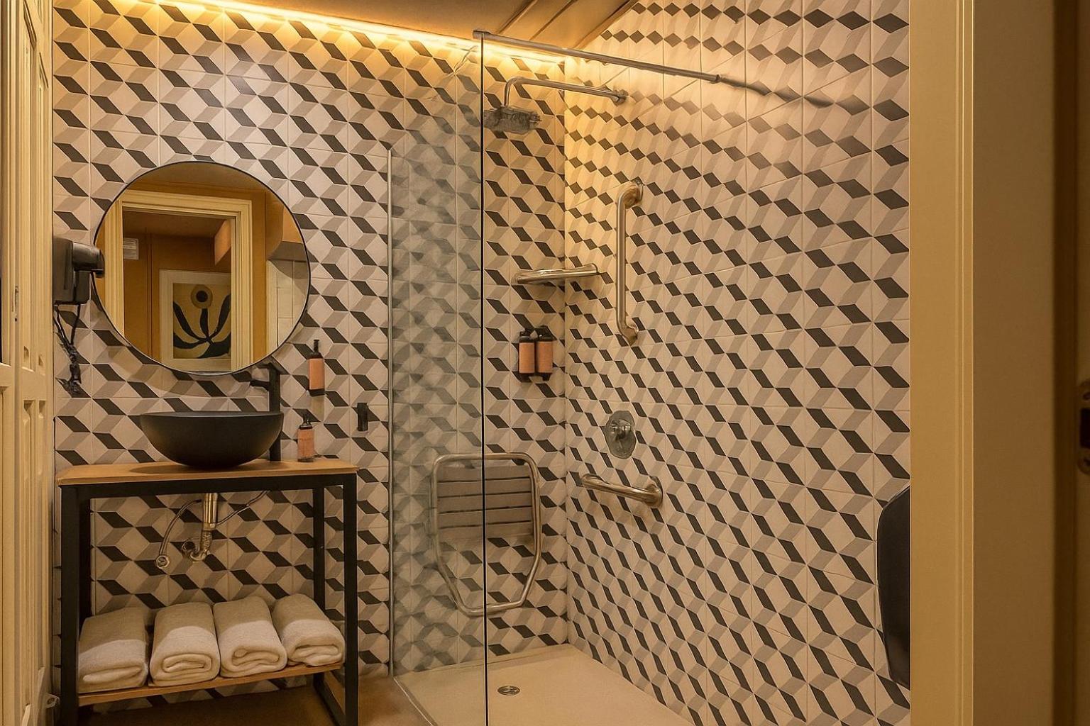 Triple Room with Private Bathroom
