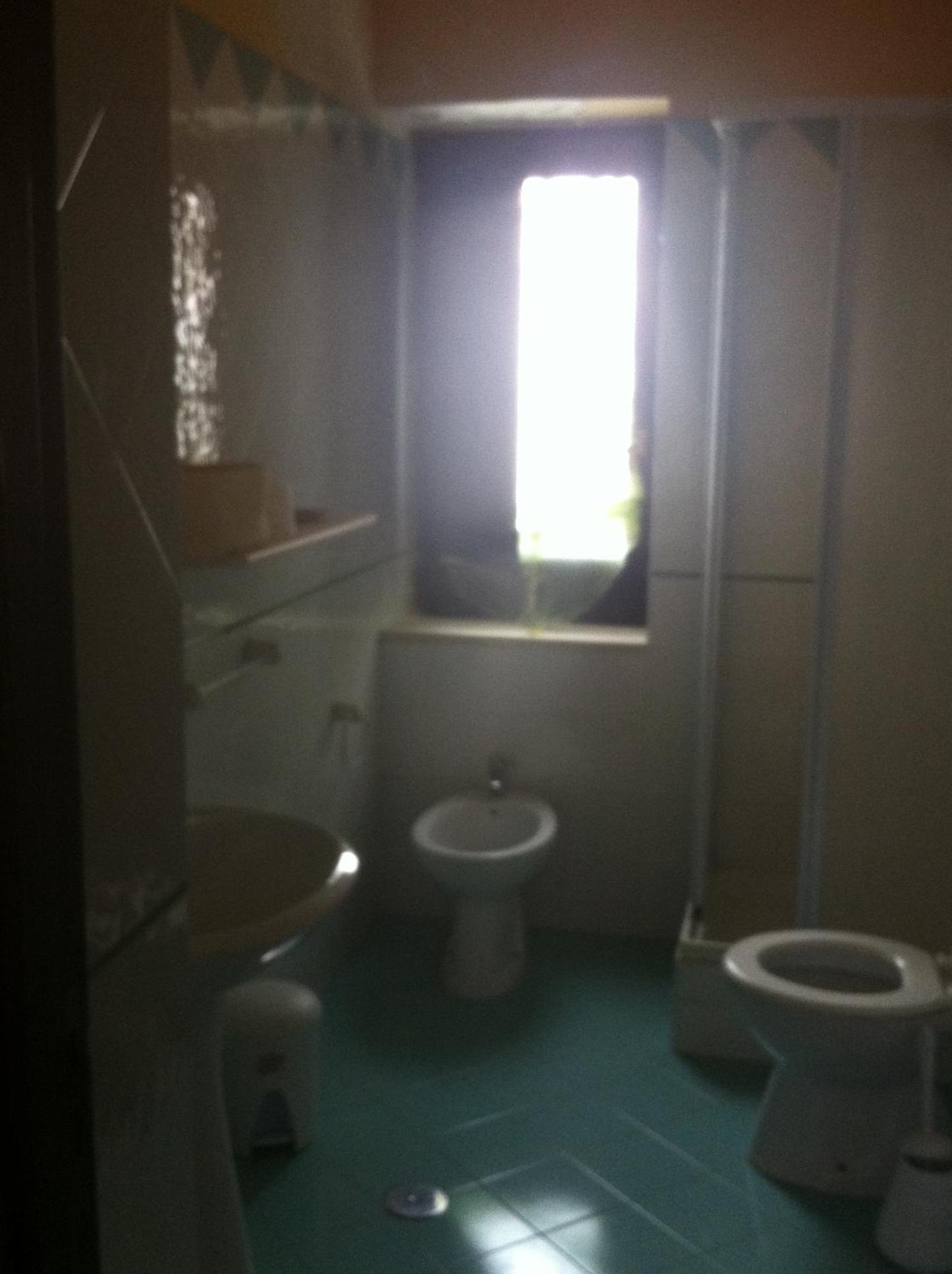 Family Room with Private Bathroom - Photo 2