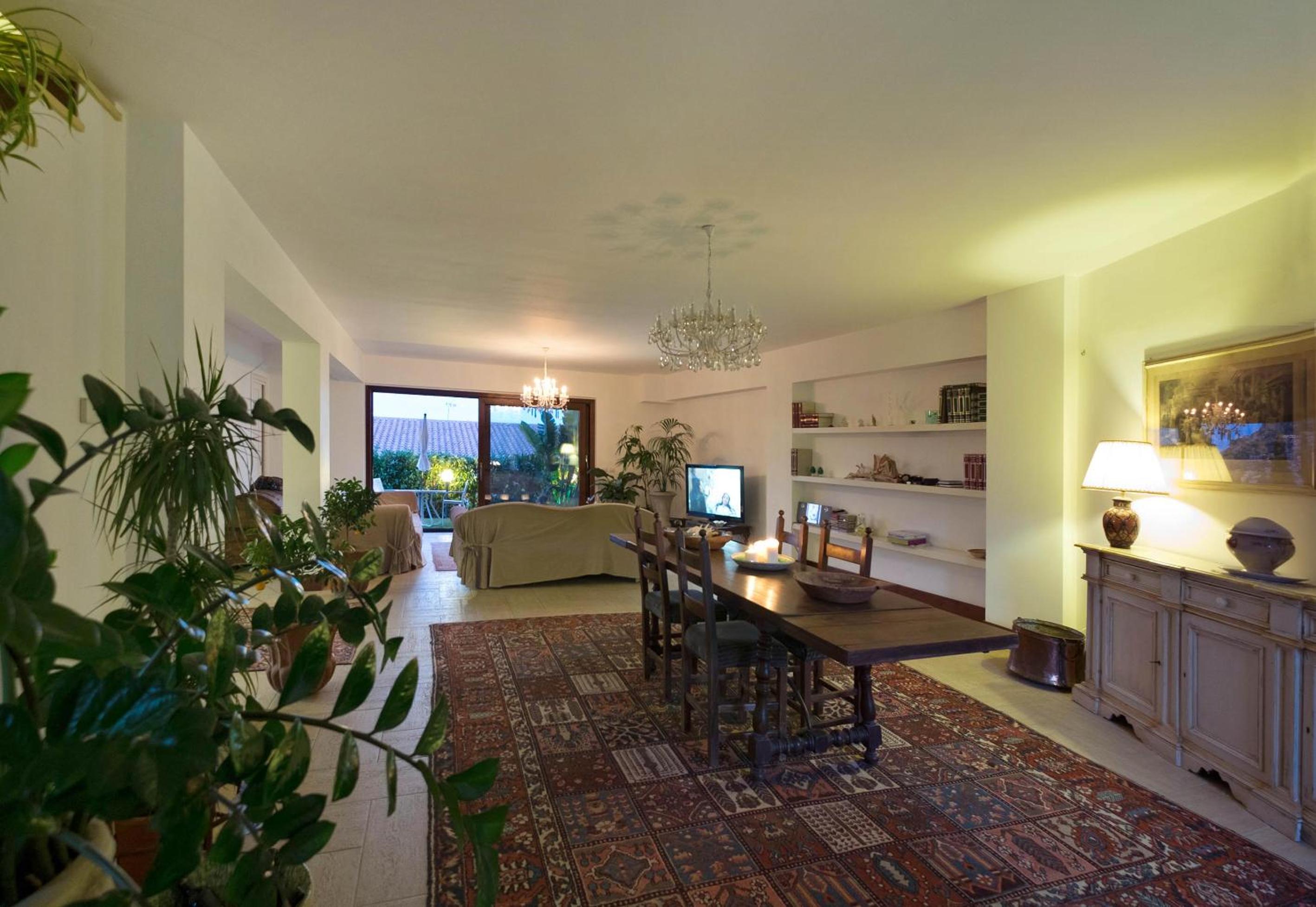 Deluxe Villa