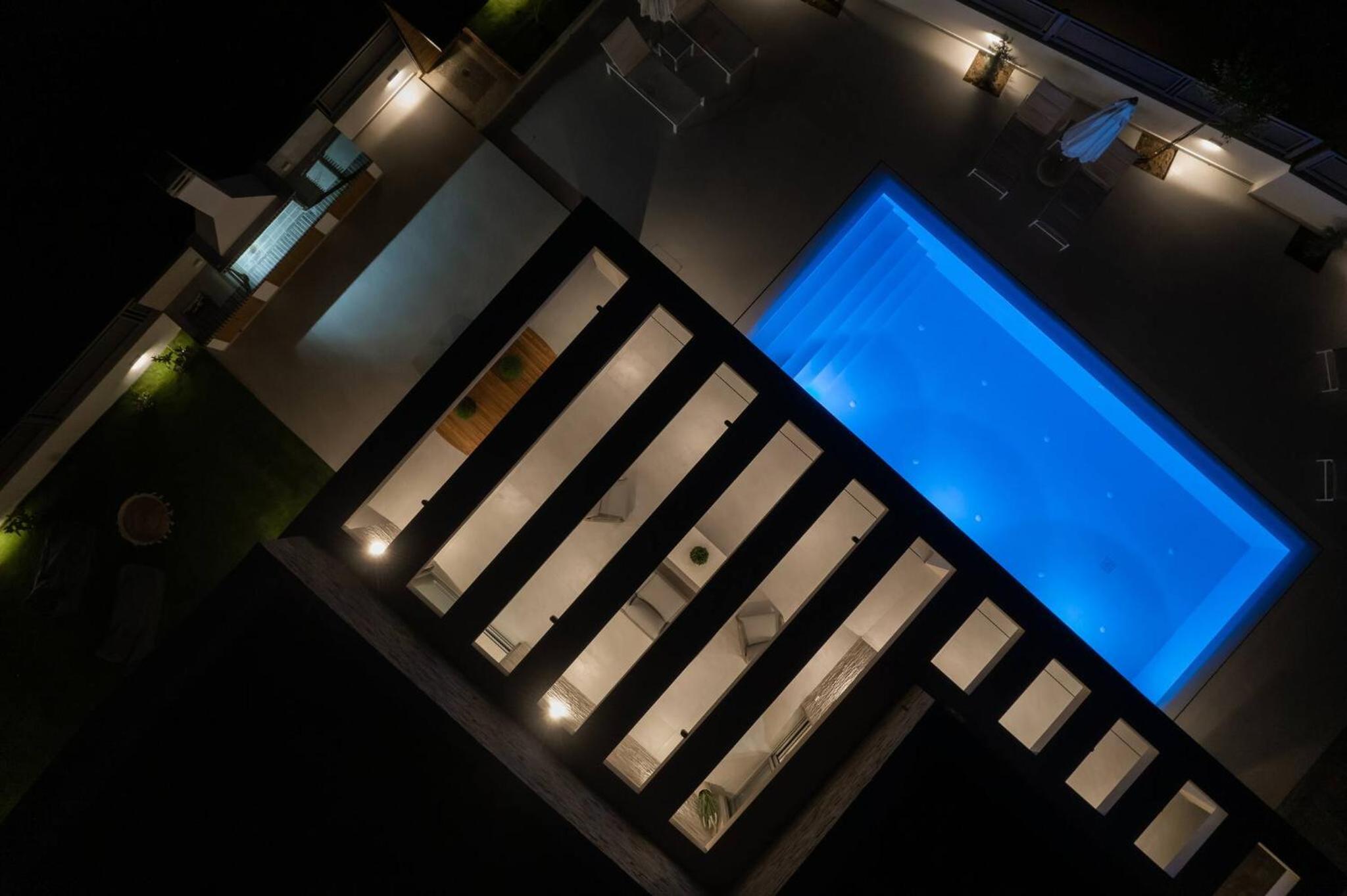 Three-Bedroom Villa photo 3