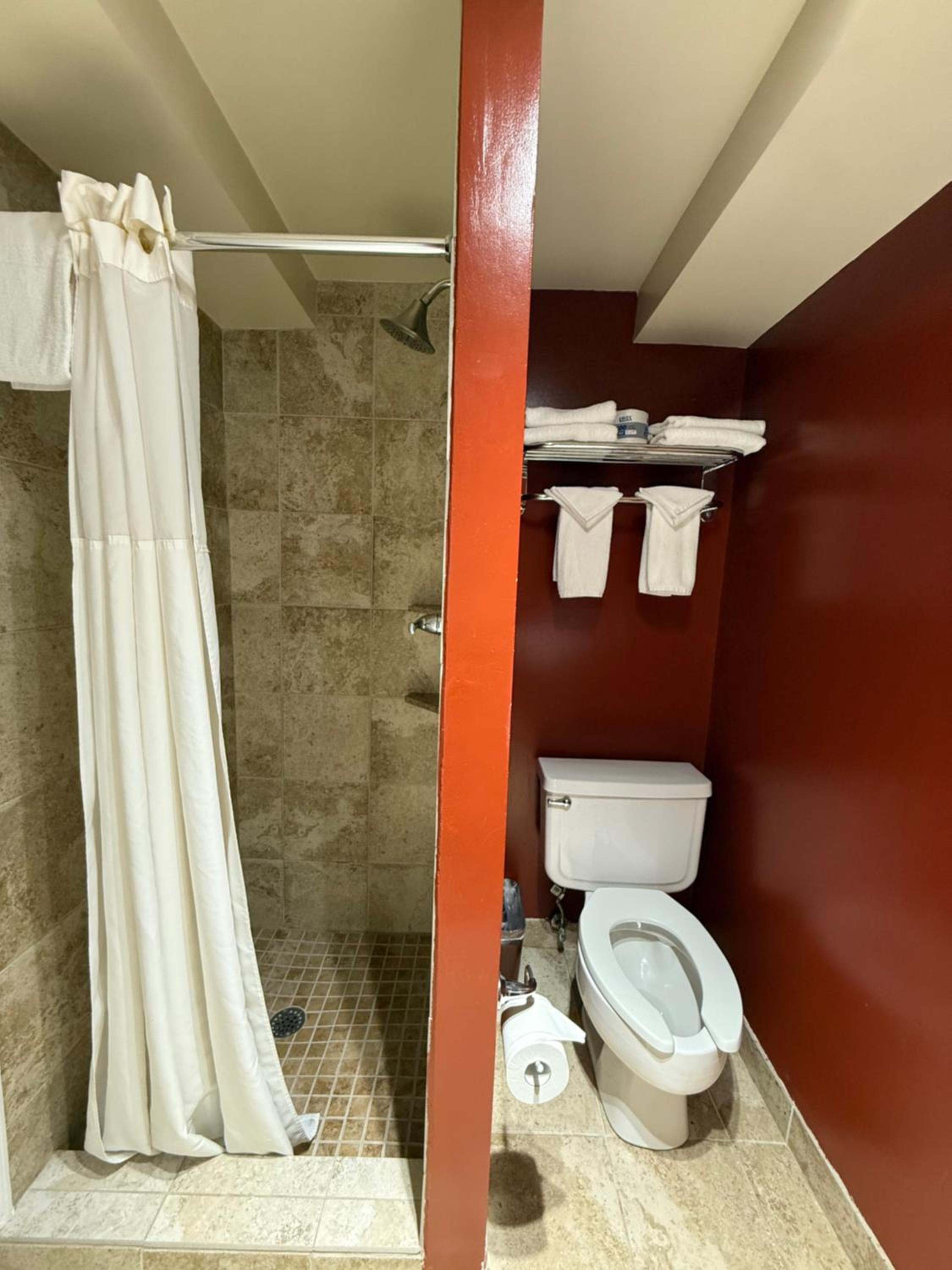 Standard Double Room - Photo 7