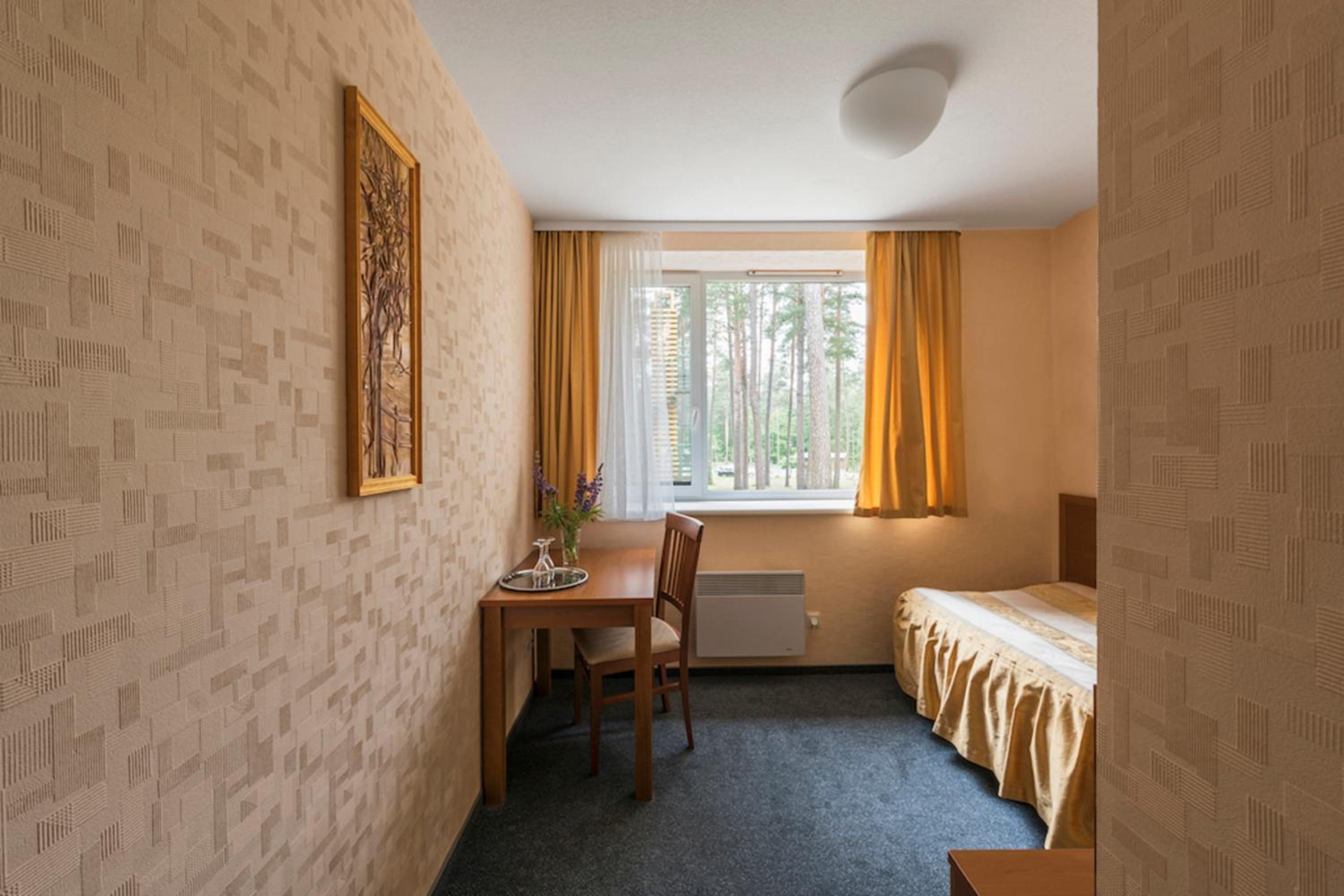 Single Room with Spa Access