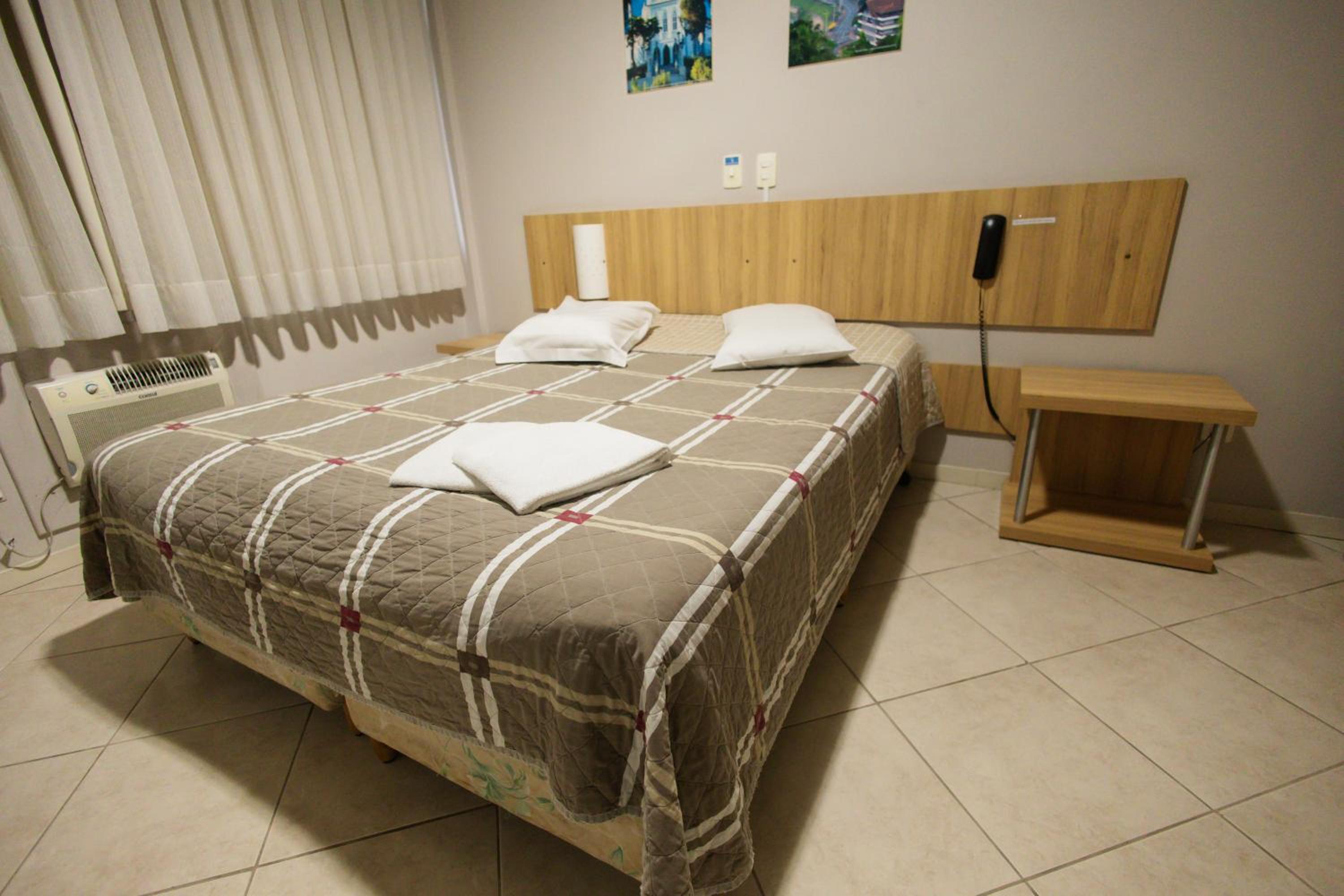 Standard Double Room - Photo 6