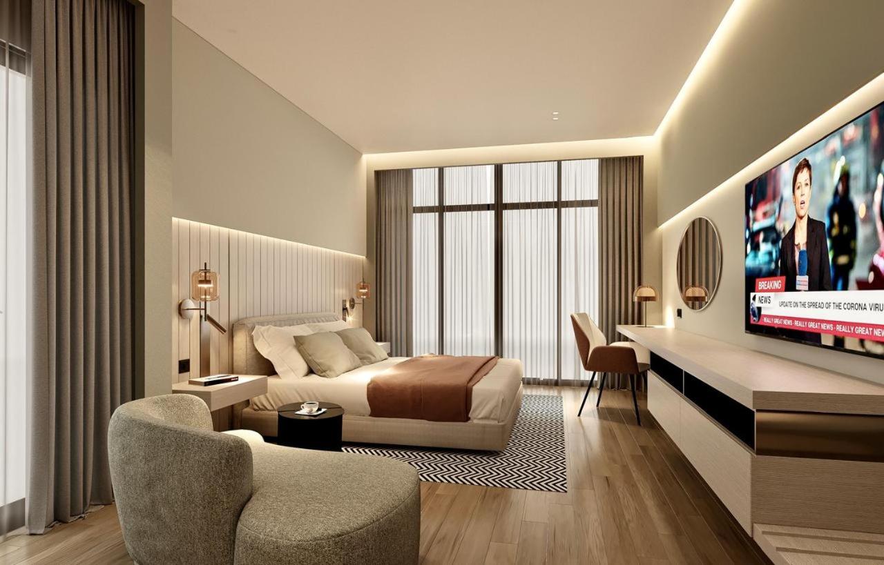 Renovated Room with Balcony - Photo 1