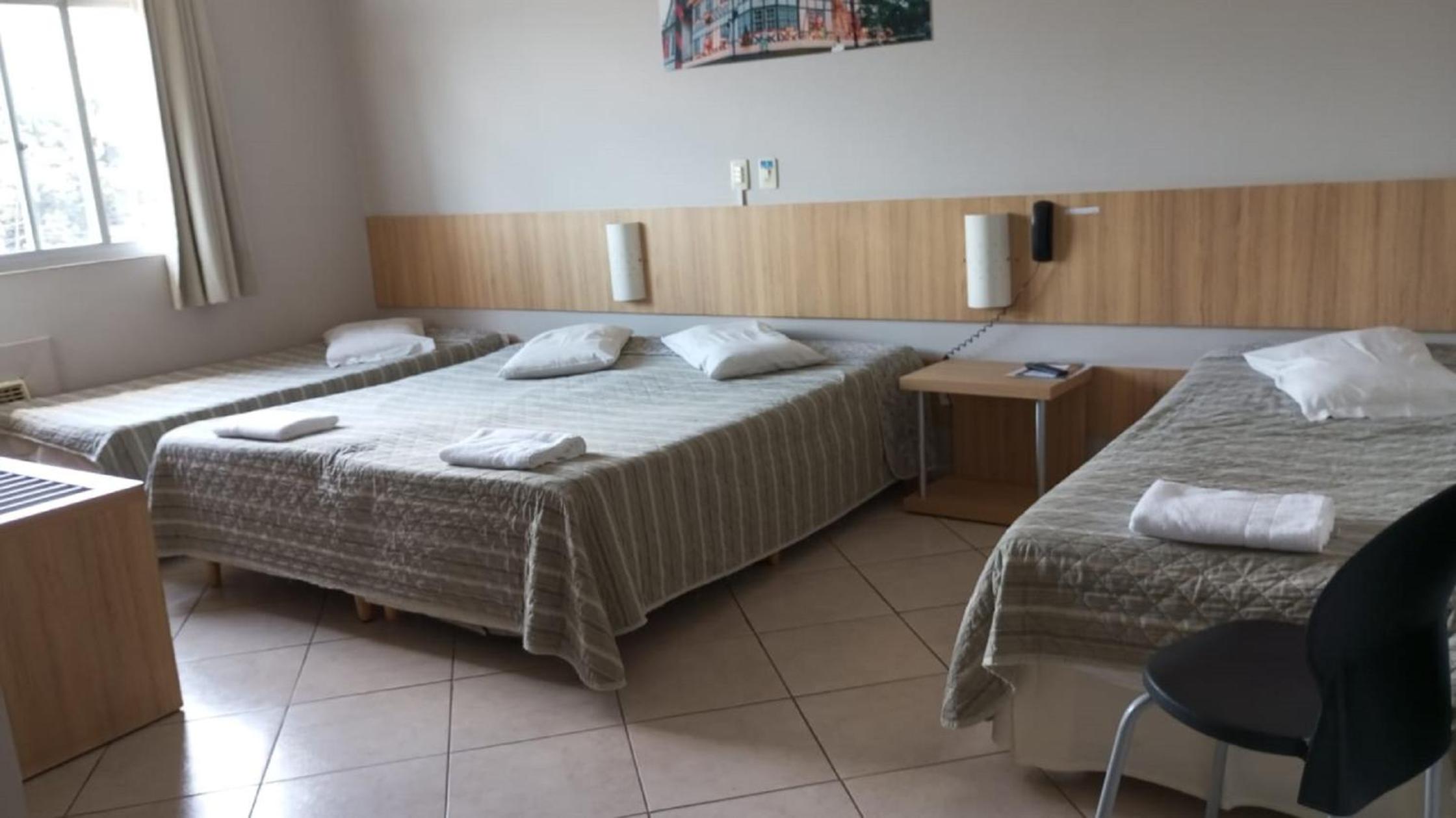 Standard Quadruple Room - Photo 7