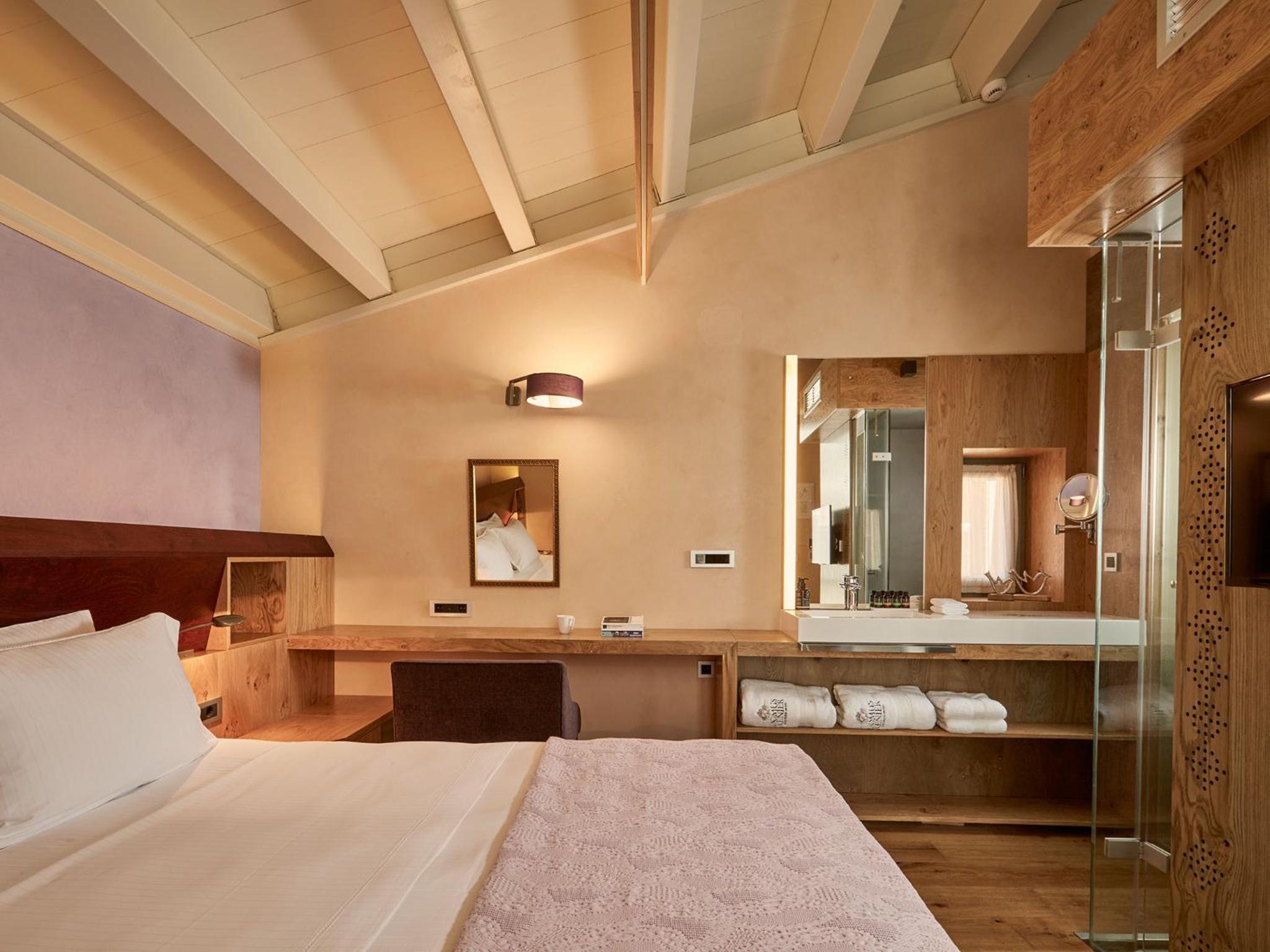 Junior Suite with Terrace and Outdoor Hydromassage Tub