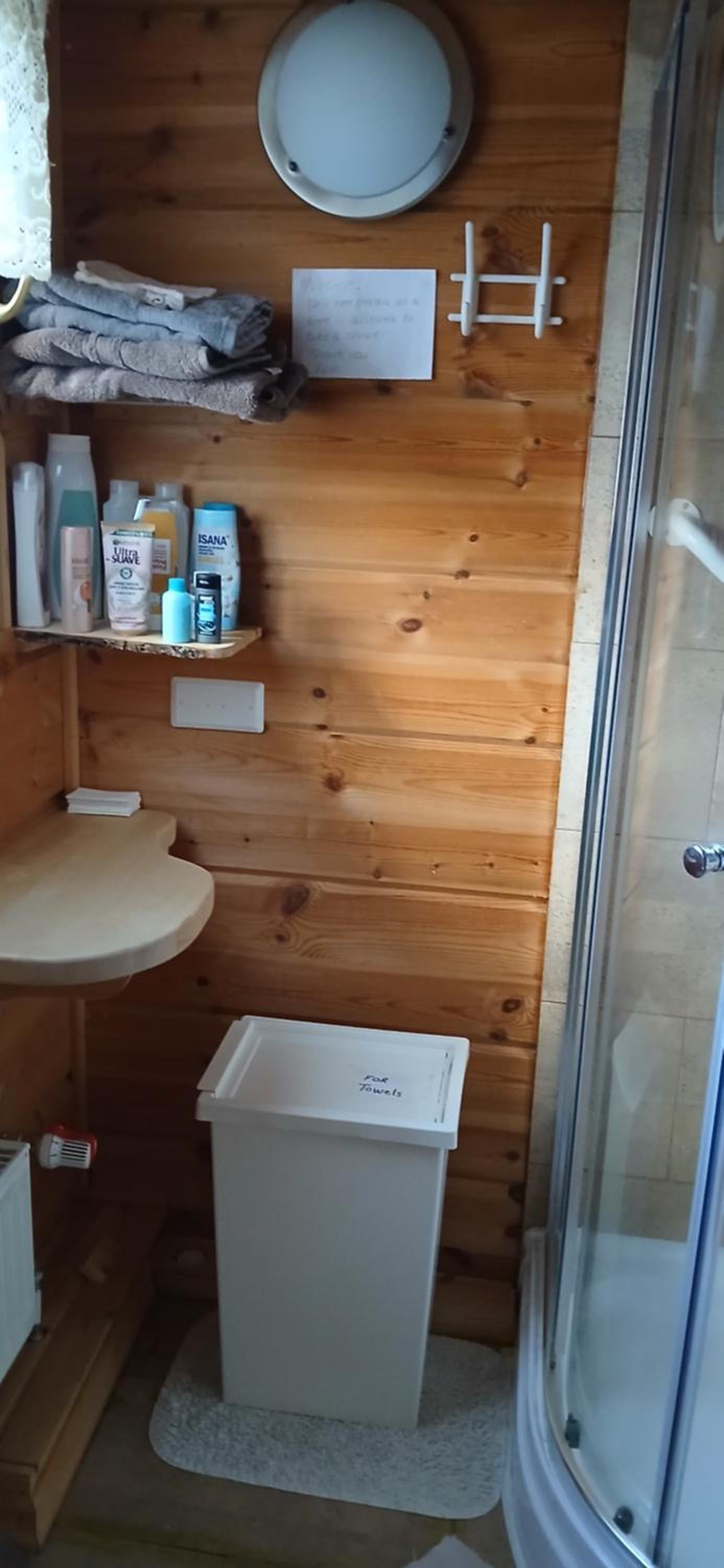 Small Twin Room photo 2