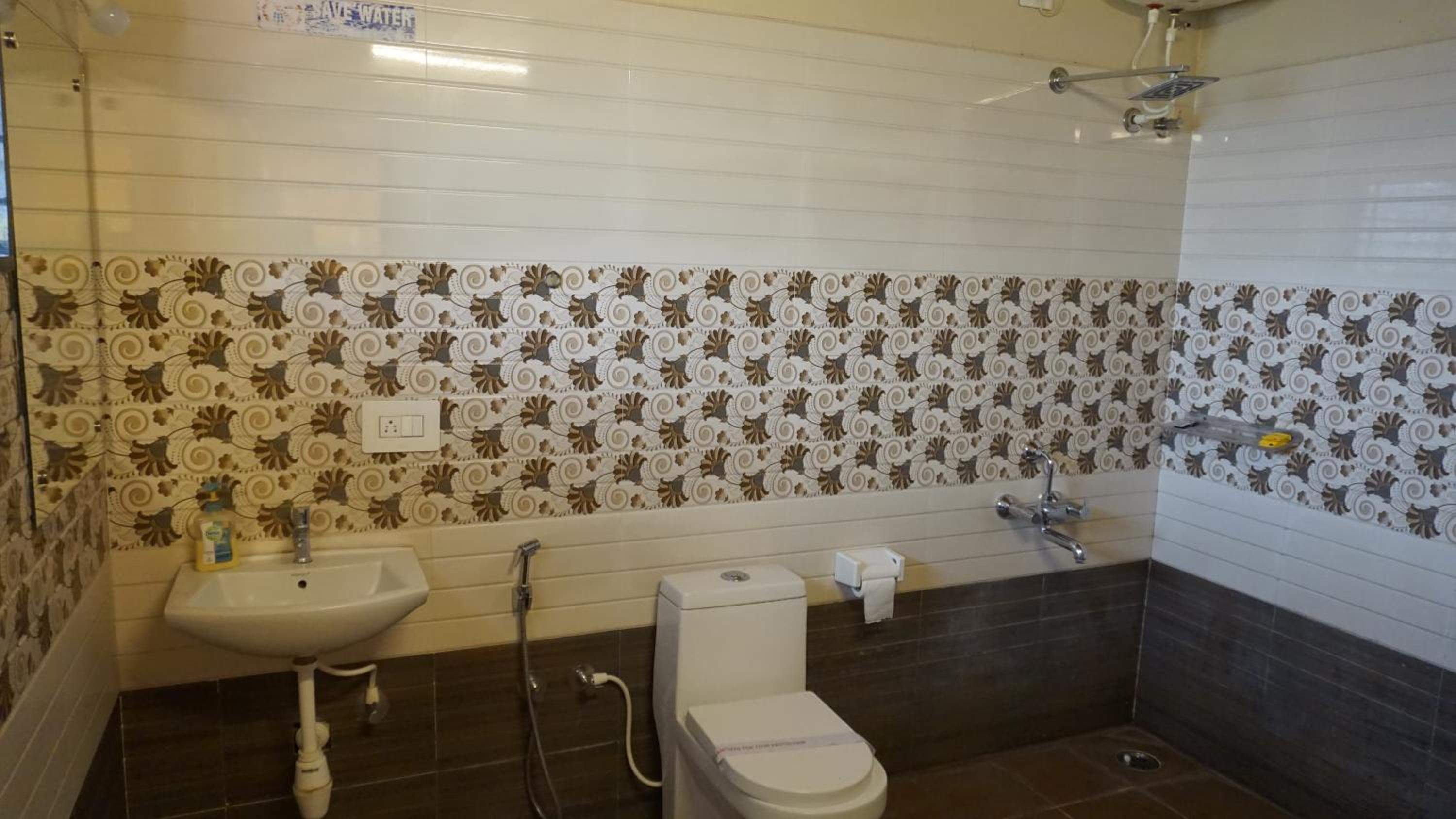 Family Room with Mountain View photo 2