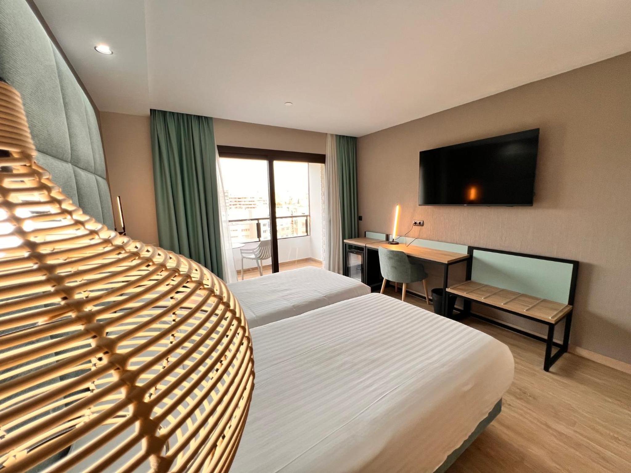 Deluxe Double Or Twin Room