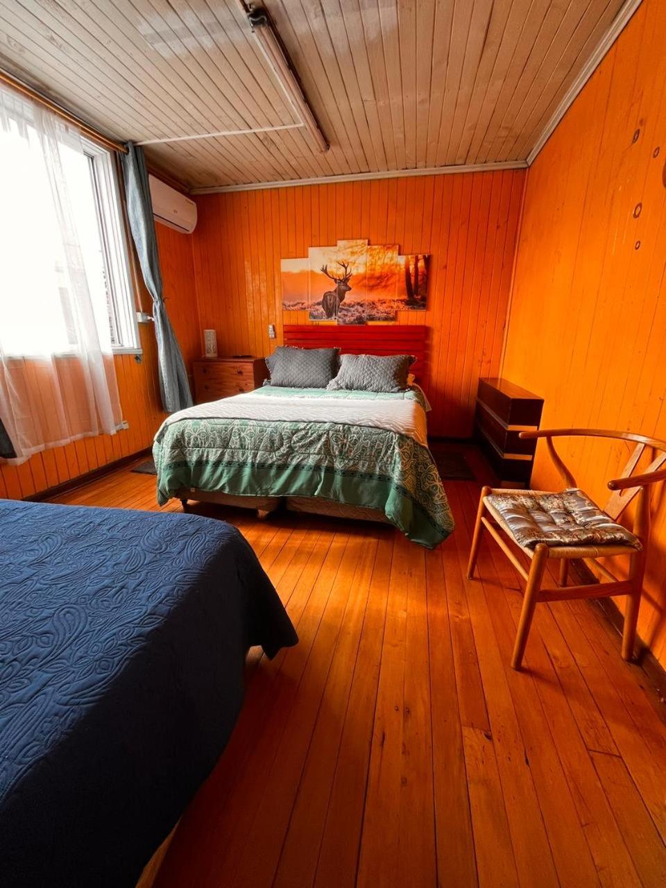 Basic Triple Room with Shared Bathroom