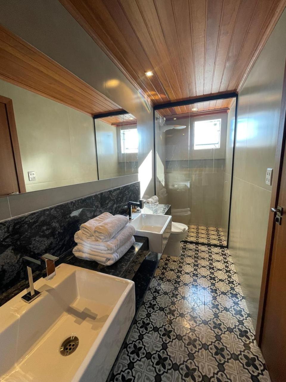 Deluxe Double Room - Photo 2