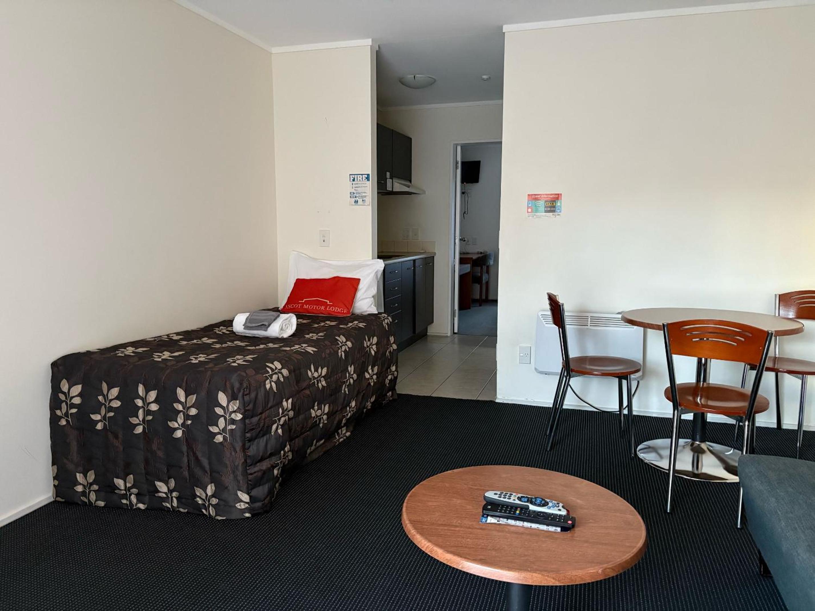 Classic Apartment - Photo 7