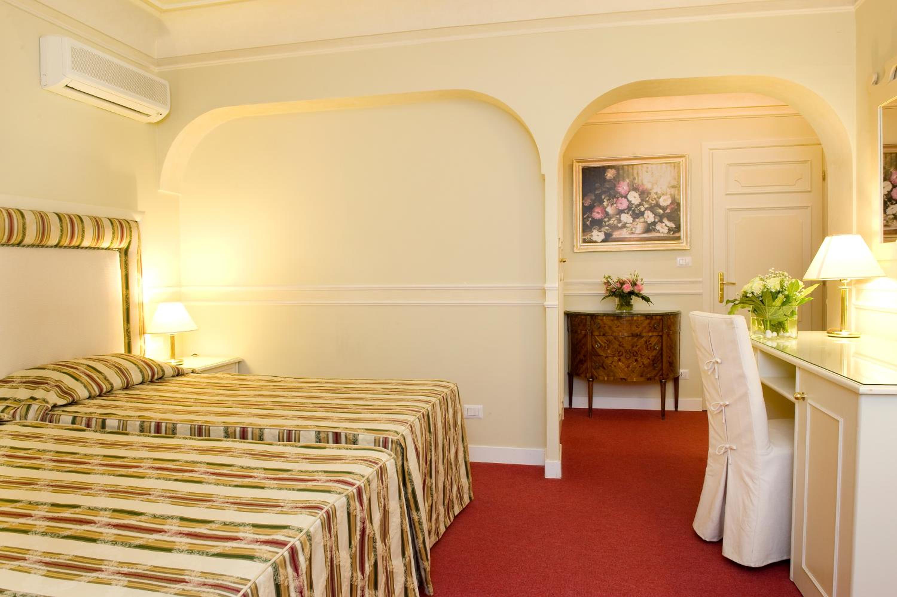 Double or Twin Room - Photo 1