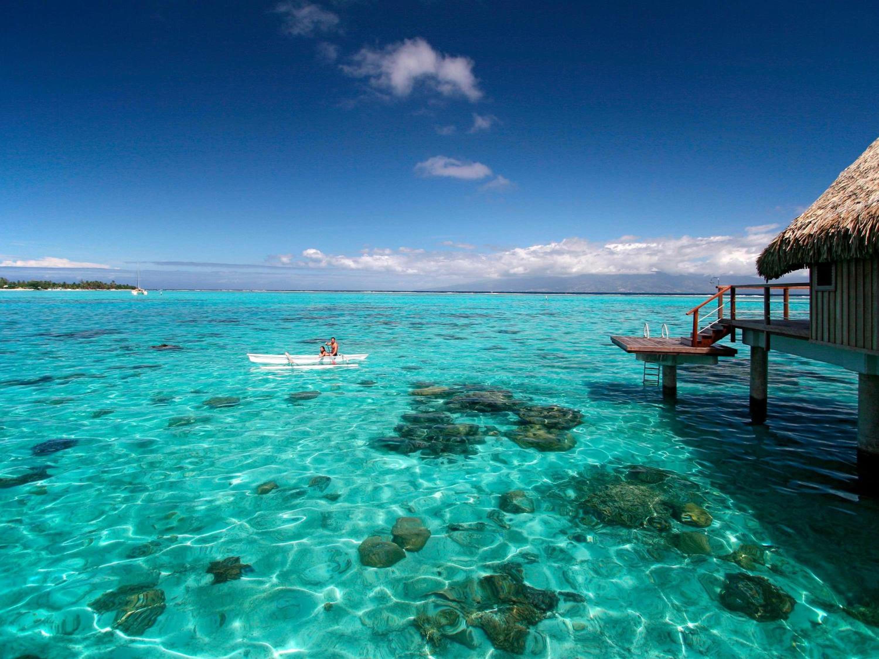 Luxury Overwater Horizon Villa