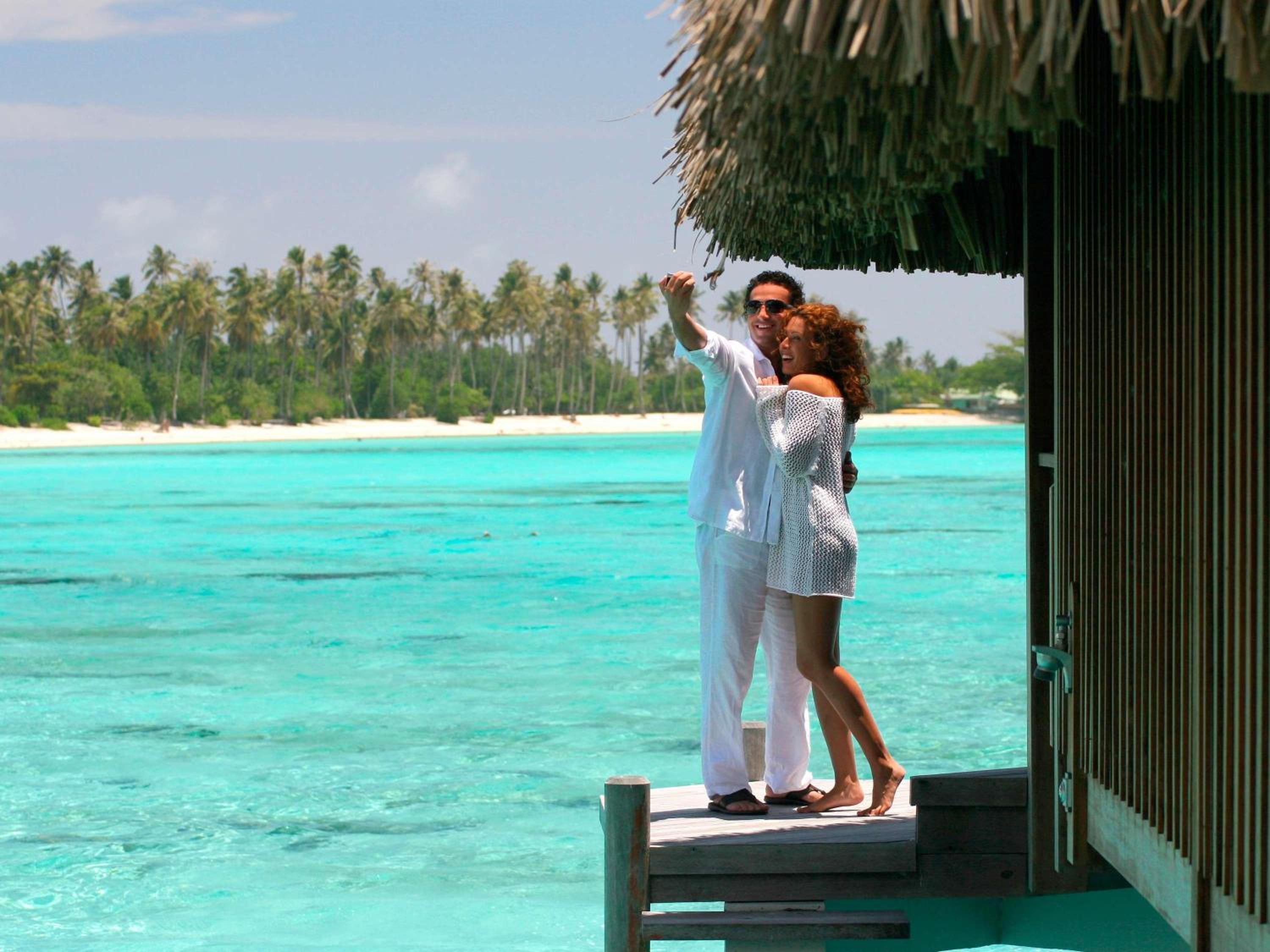 Superior Overwater Horizon Villa