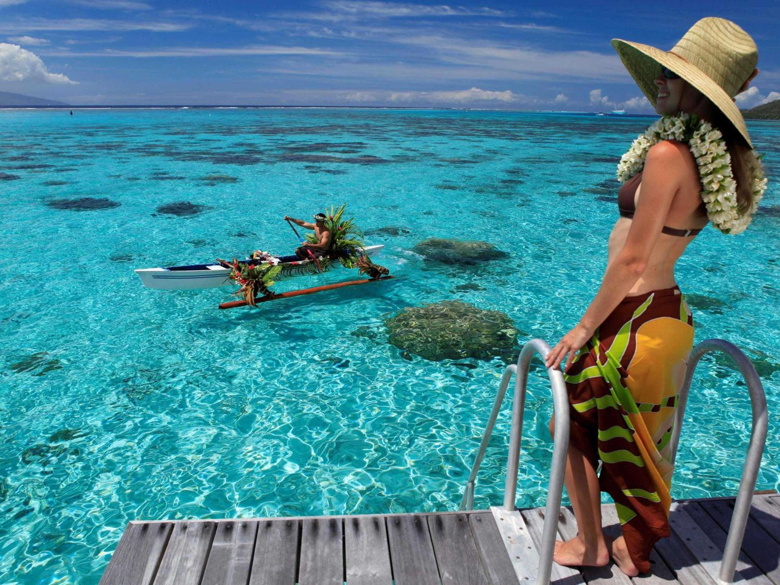 Luxury Overwater Horizon Villa