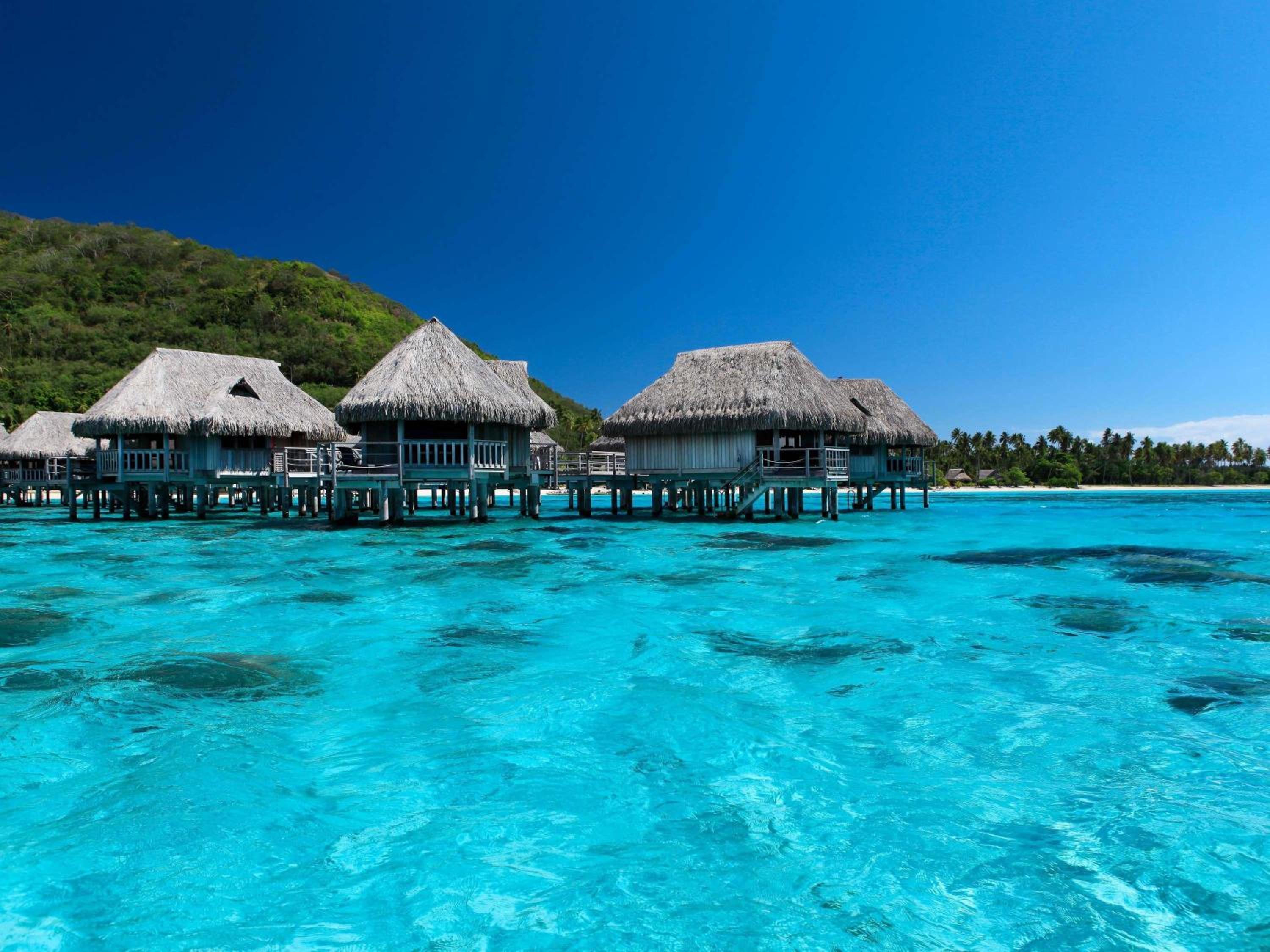 Superior Overwater Horizon Villa