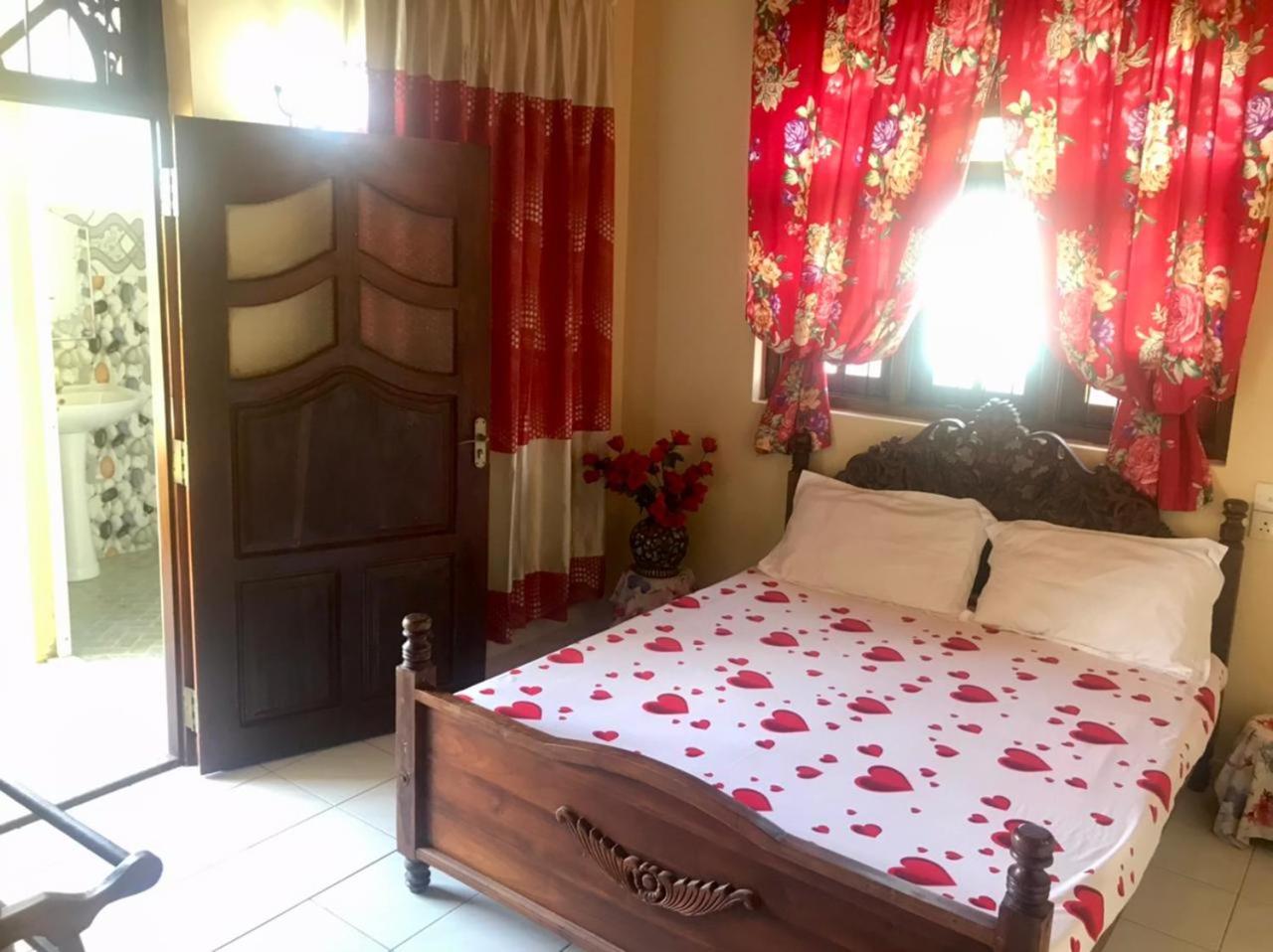 Double Room with Private External Bathroom photo 3