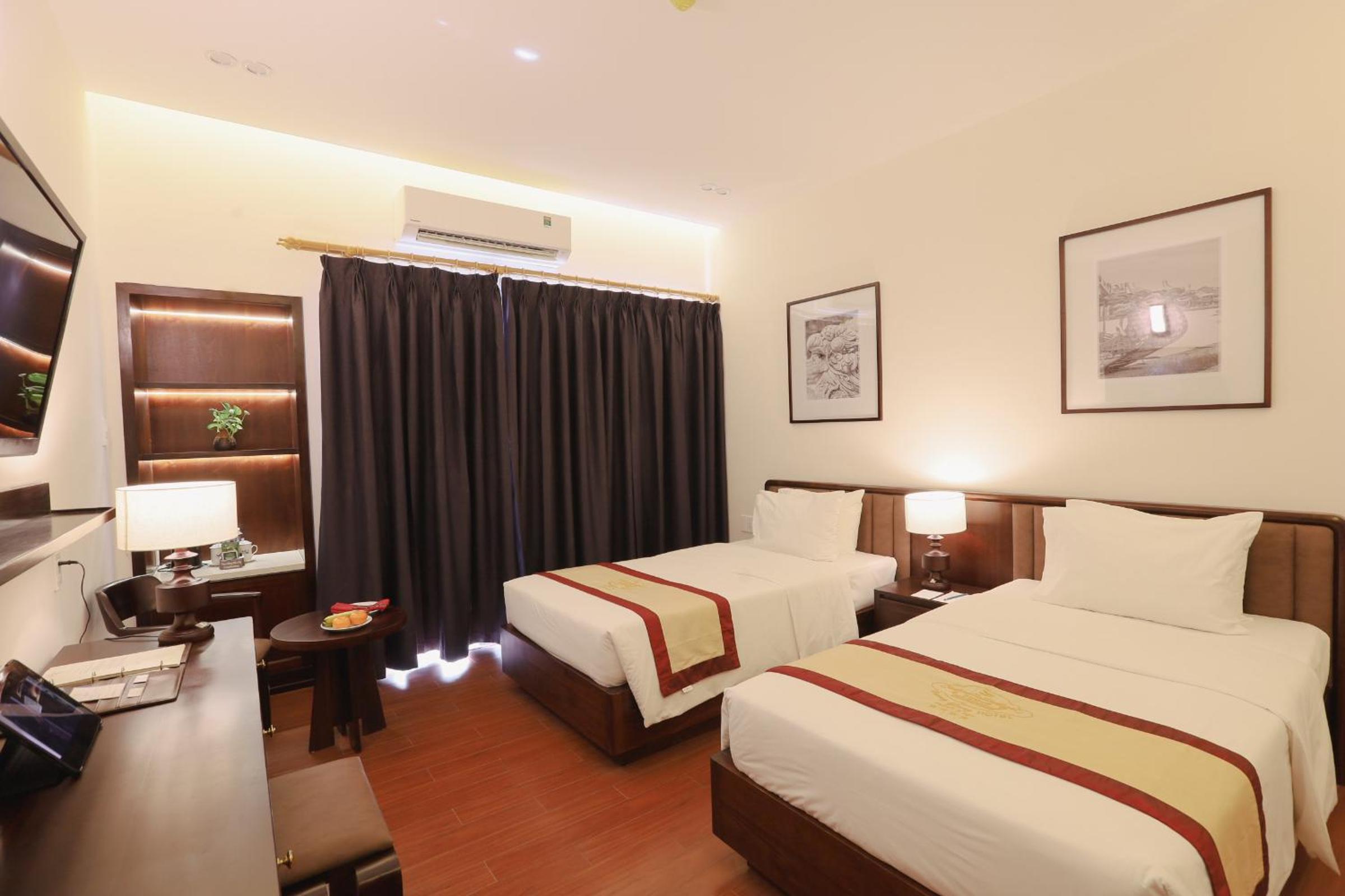 Premier Twin Room with Garden View - Photo 1