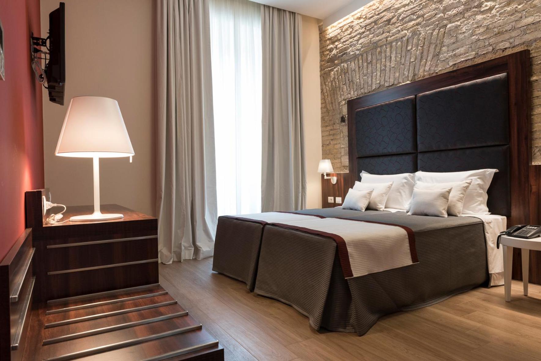 Luxury Double Room with Extra Bed photo 1