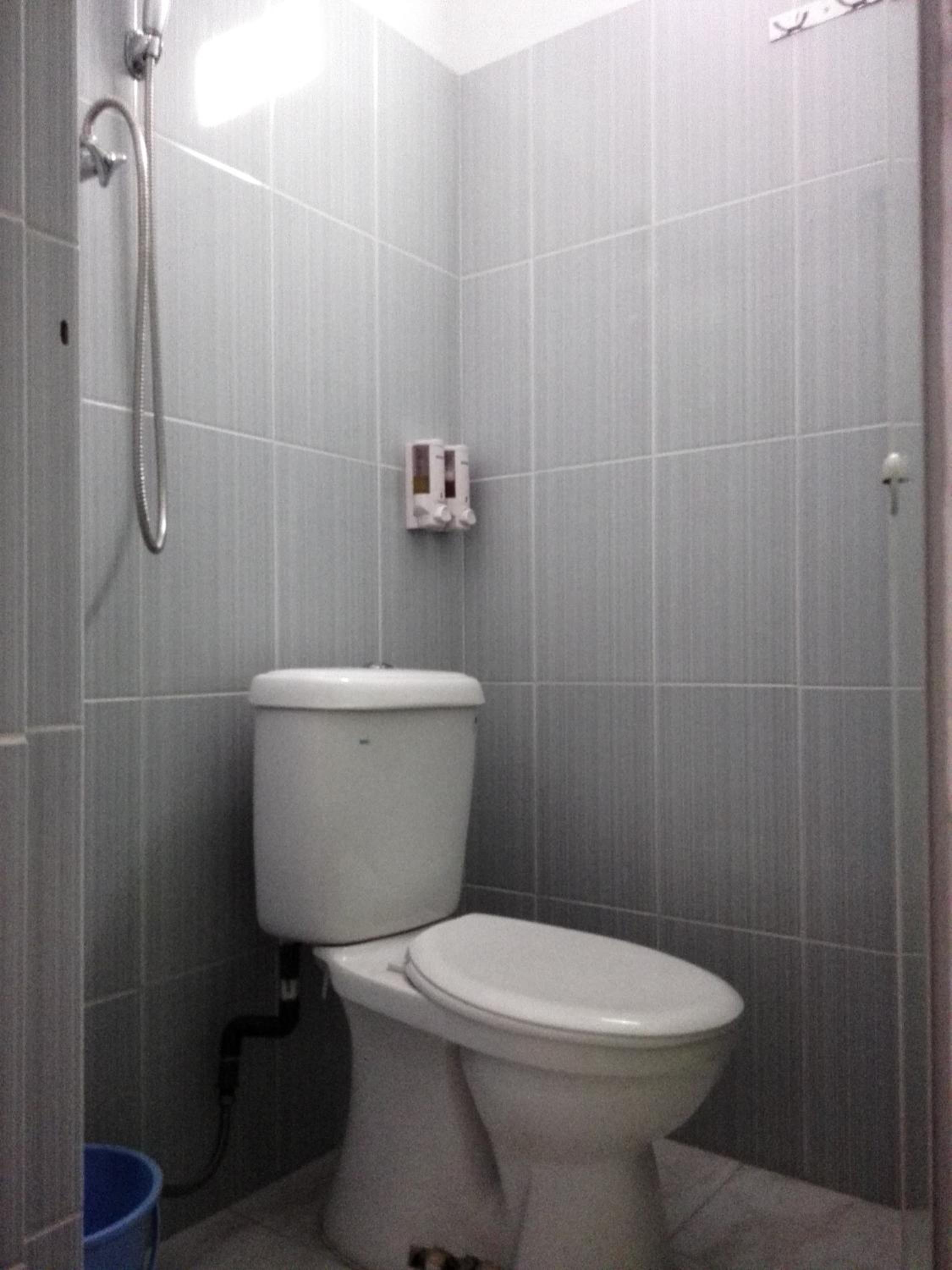 Double or Twin Room with Private Bathroom photo 3