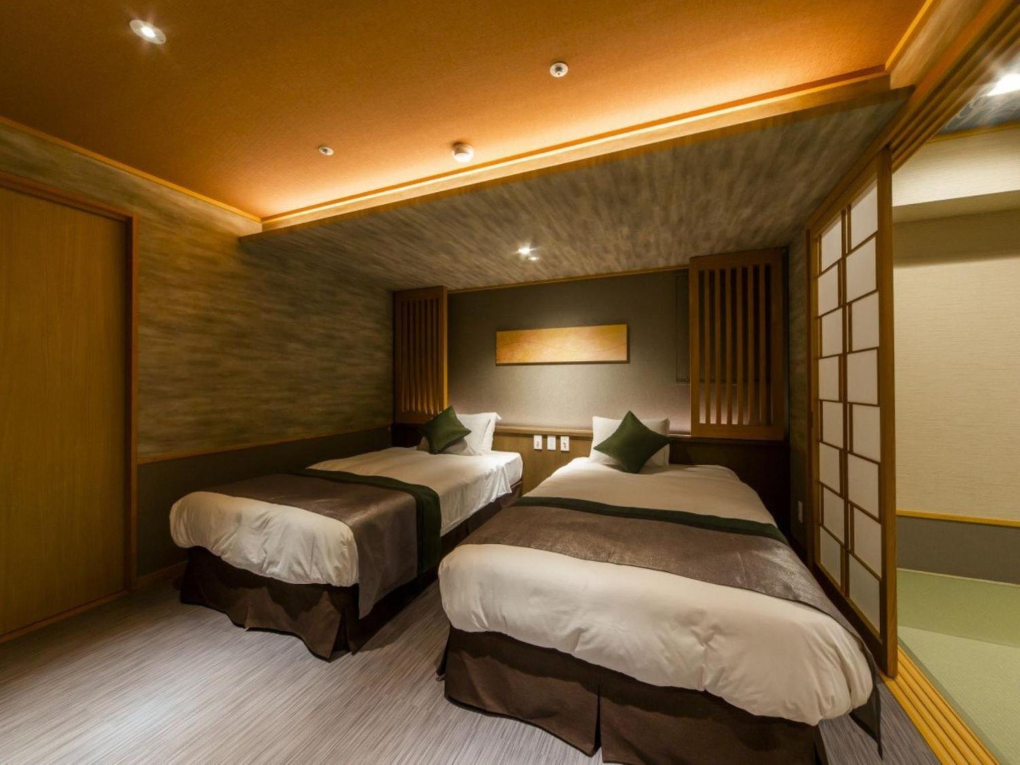 Deluxe Twin Room photo 3