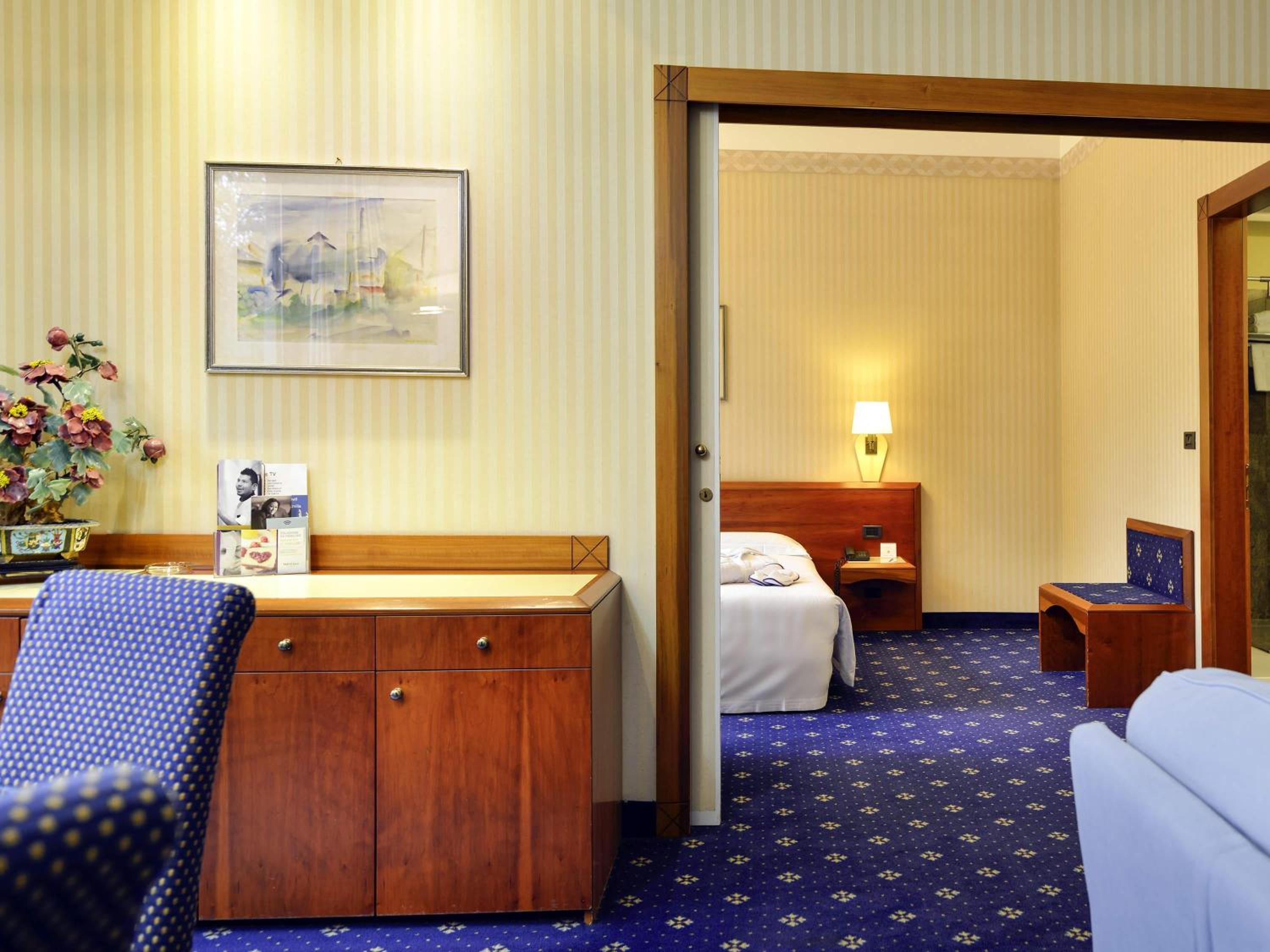 Superior Suite - Photo 3