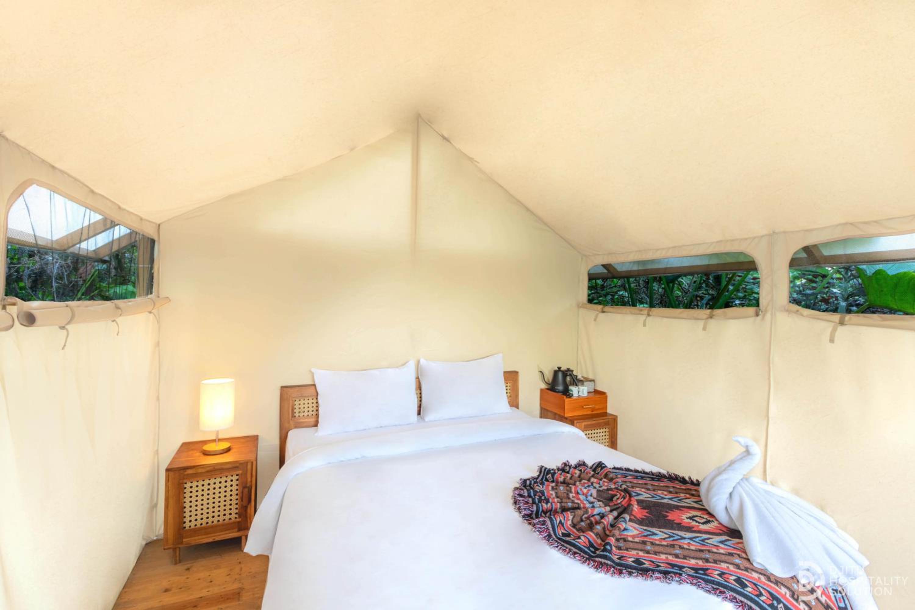Tent - Photo 3