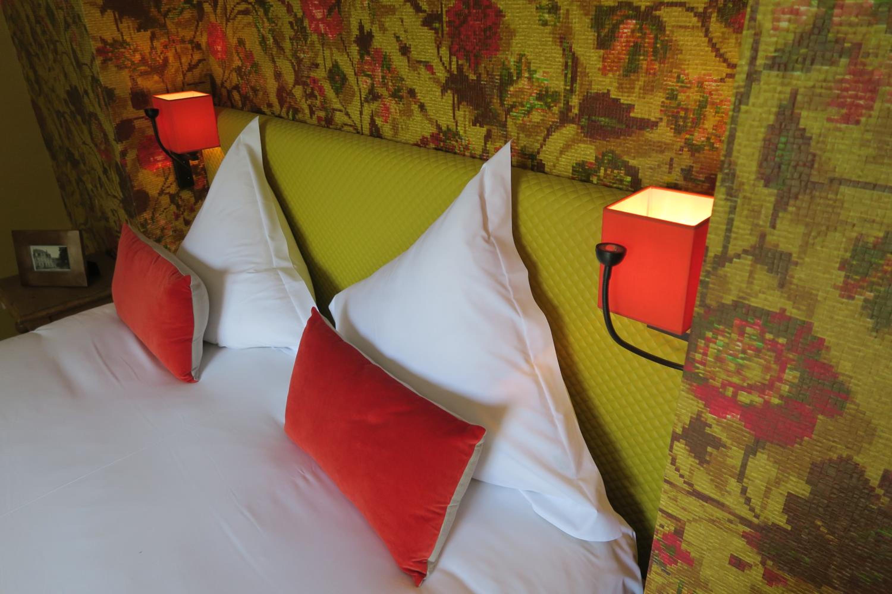 Double Room with Garden View - Photo 32