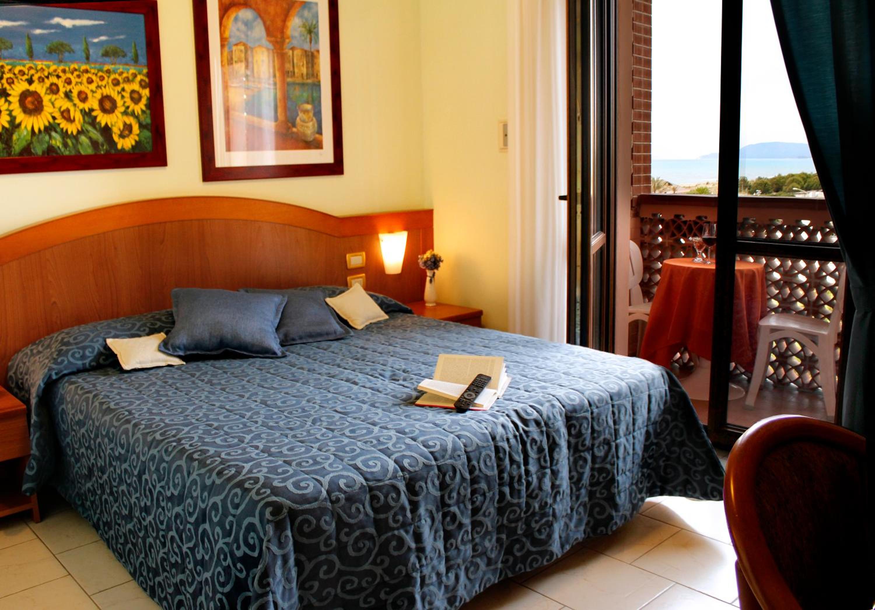 Double or Twin Room photo 2