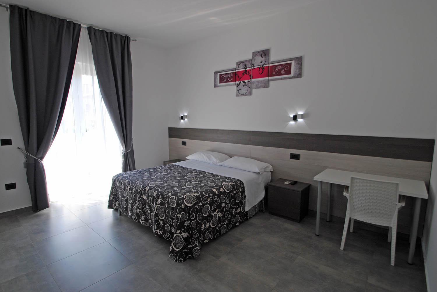 Double Room - Photo 4