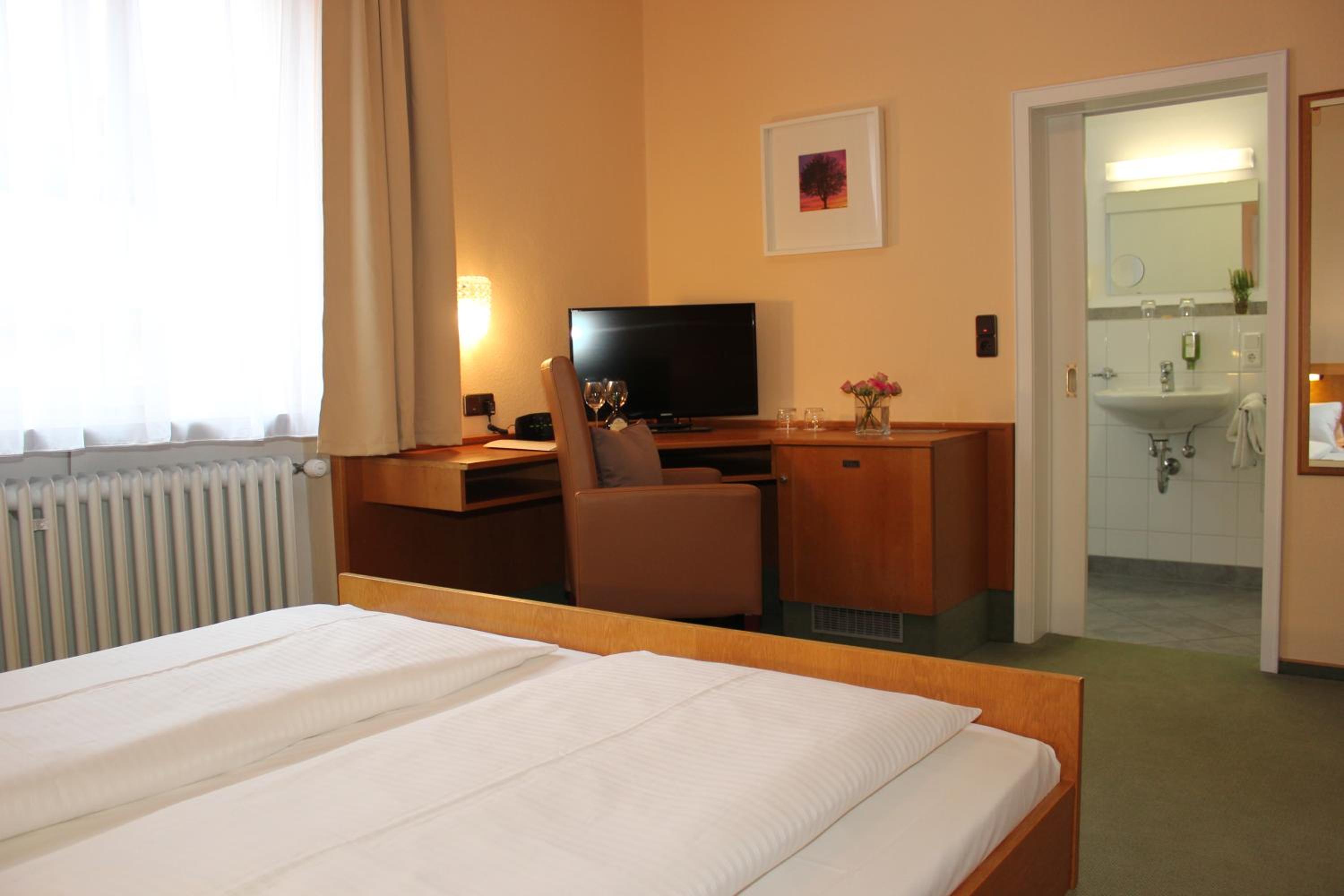 Comfort Double Room - Photo 6