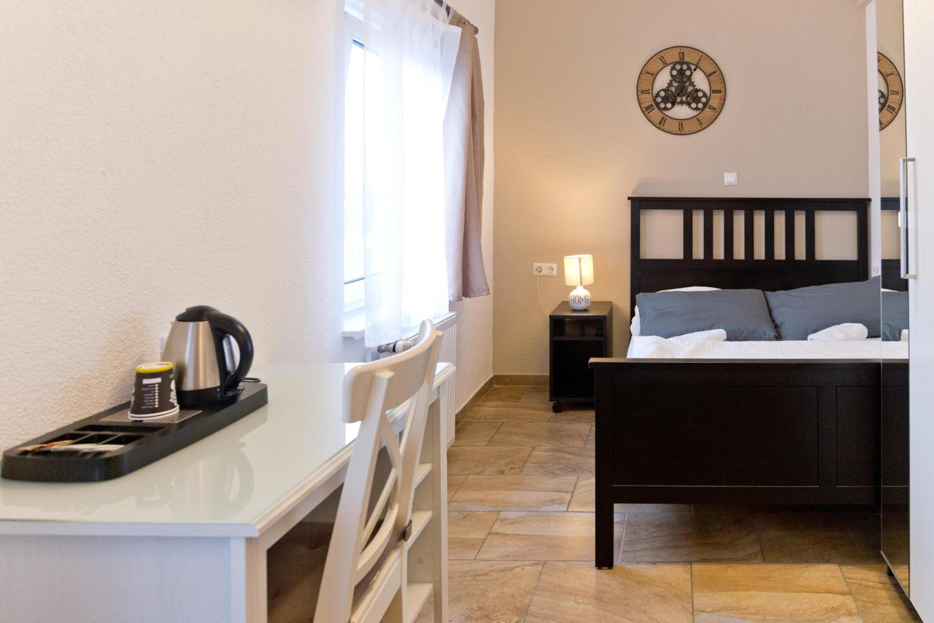 Budget Double Room photo 1