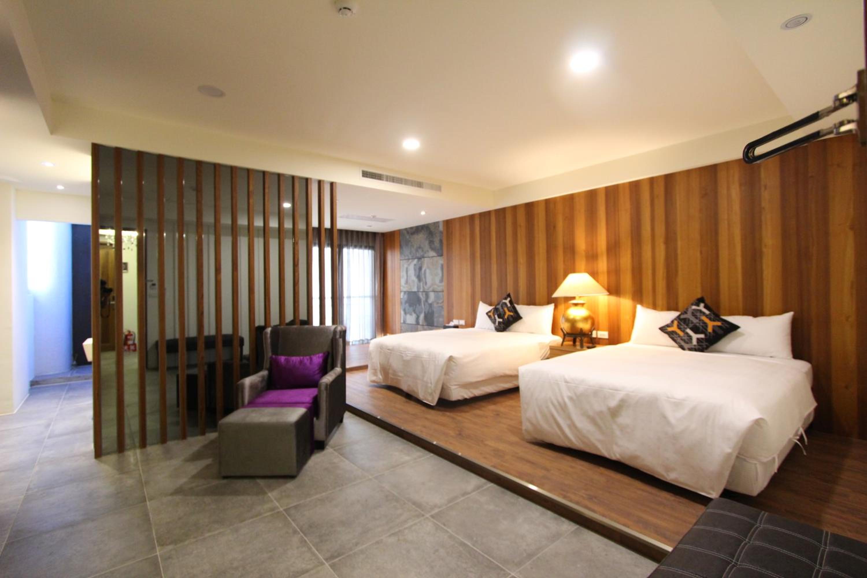 Deluxe Quadruple Room photo 3