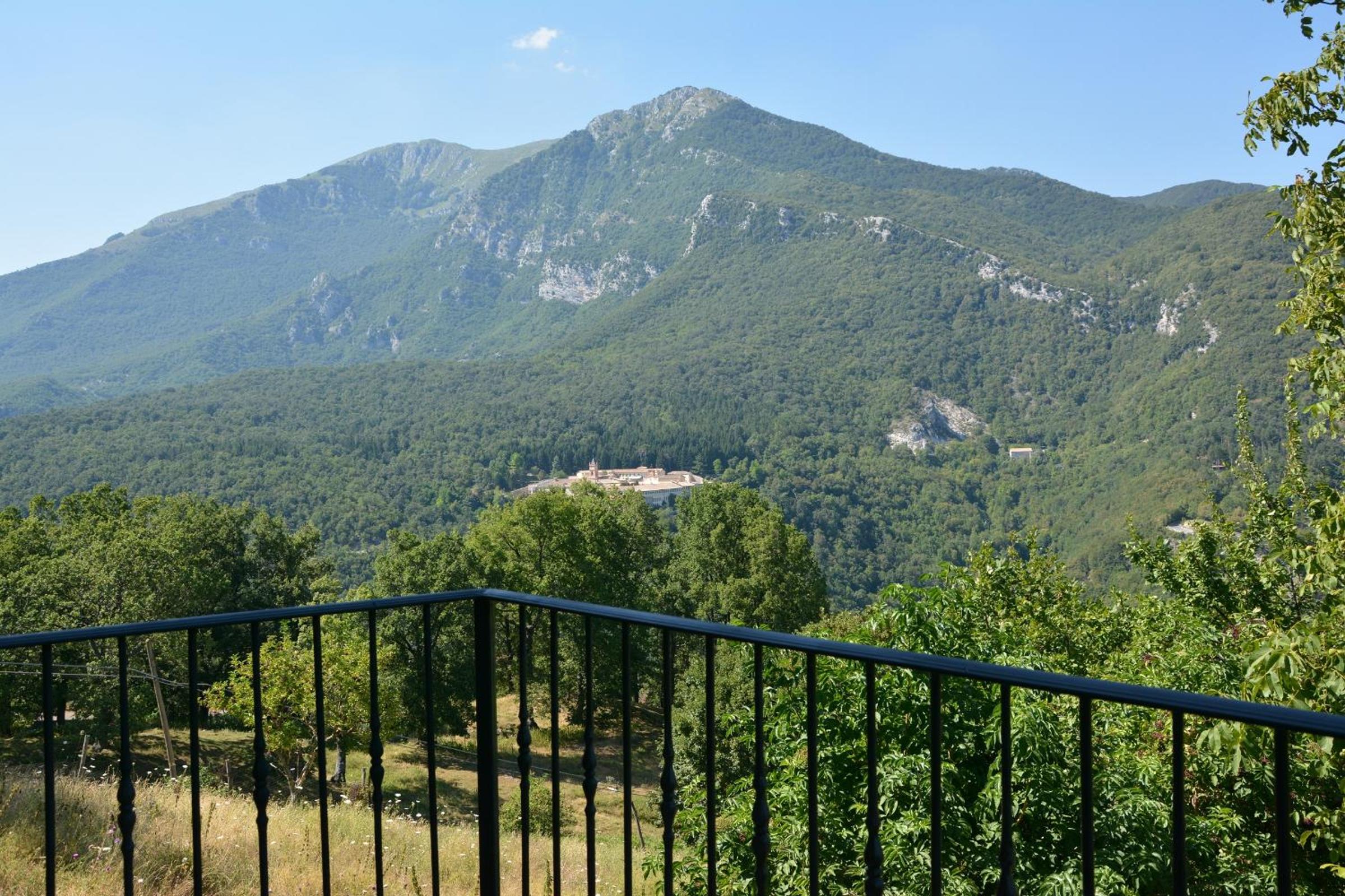 Double Room with Mountain View photo 3