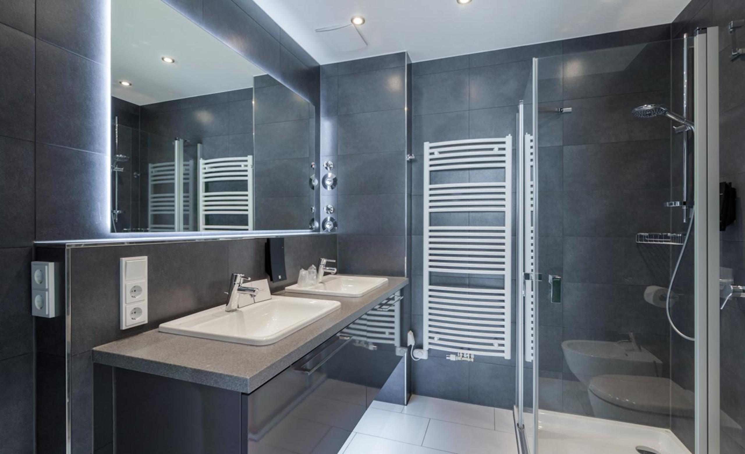 4-room-apartment with air conditioning photo 1