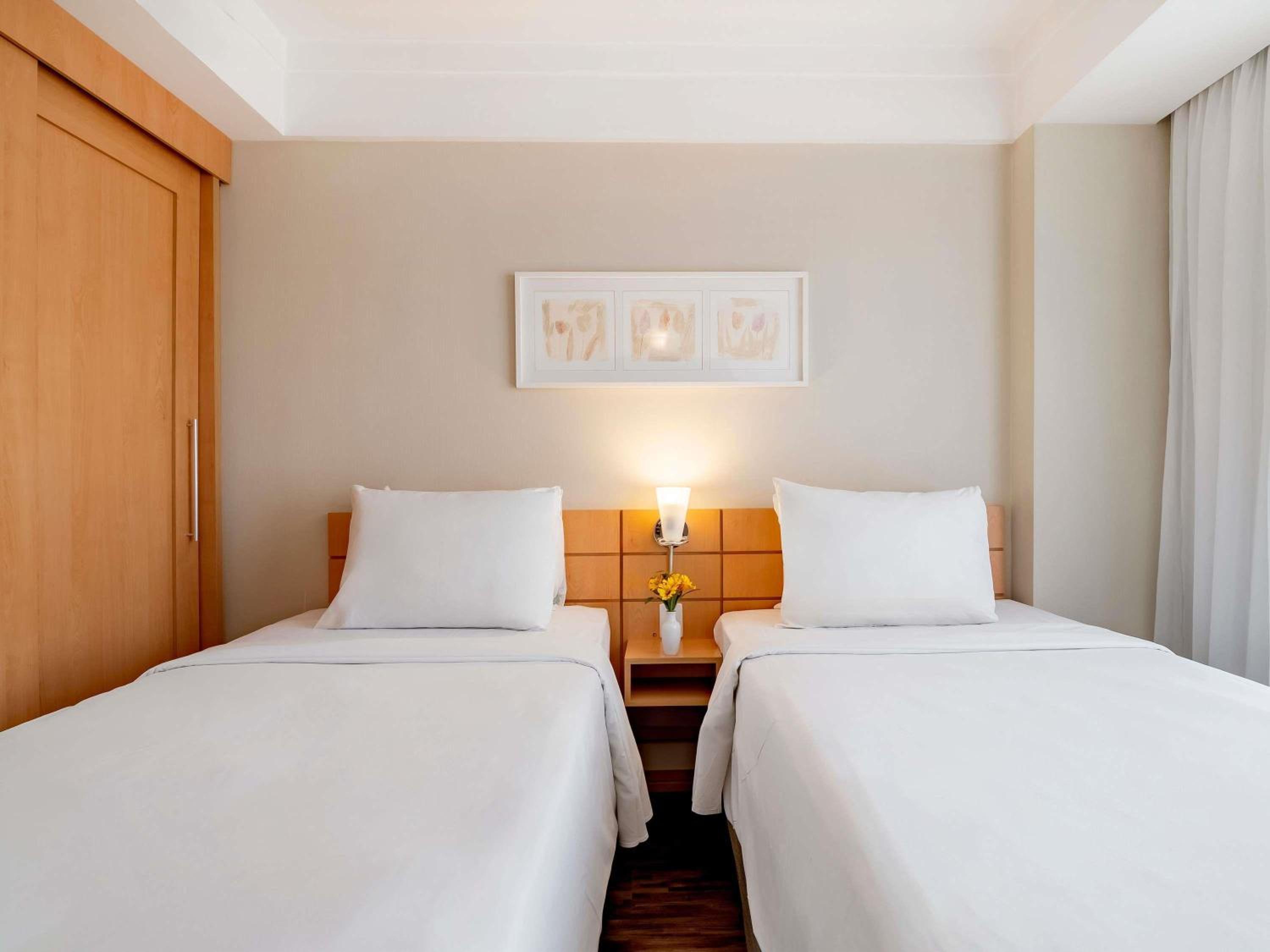 Standard room with Two twin beds and One sofa bed