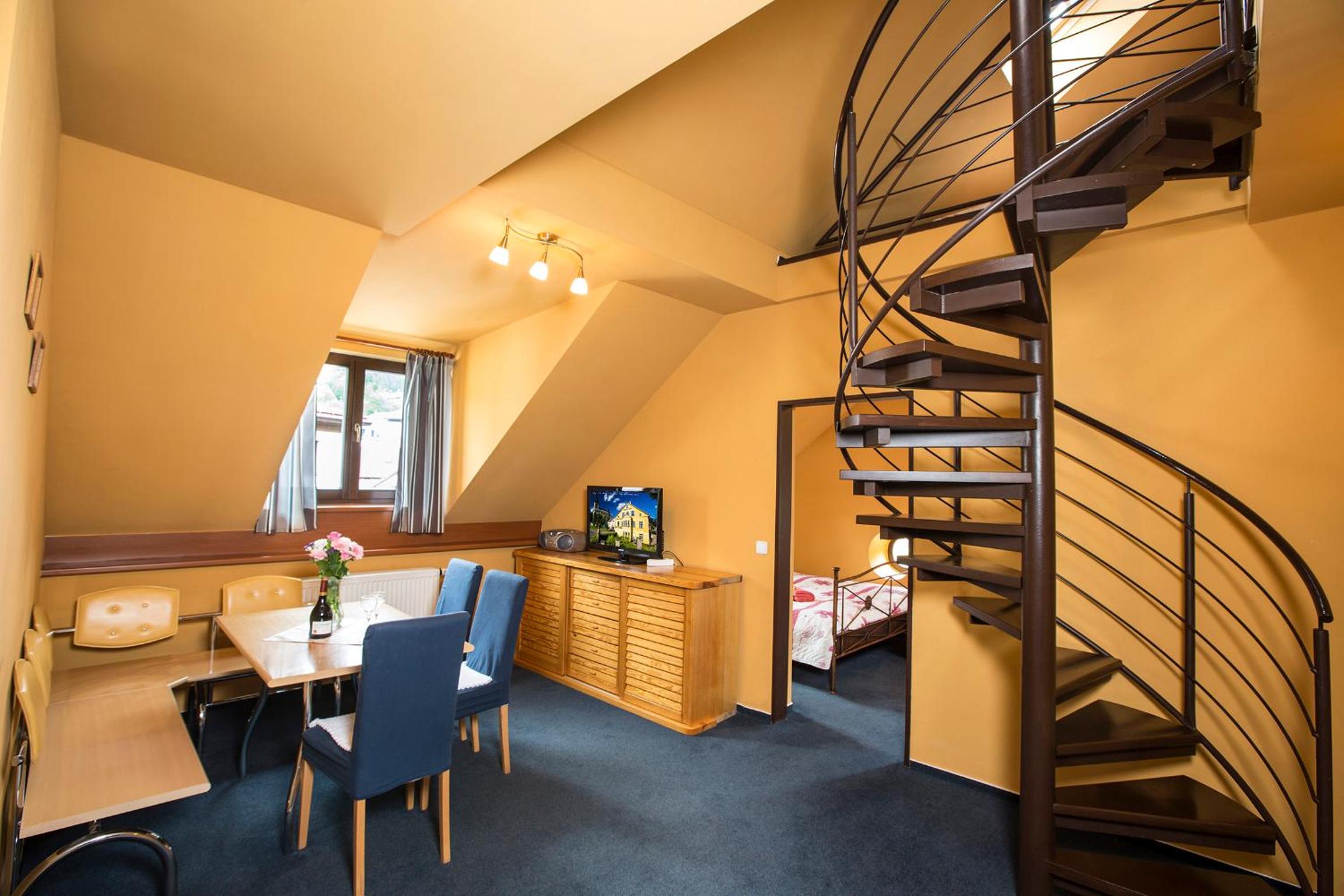 Duplex Apartment (6 Adults) - Photo 1