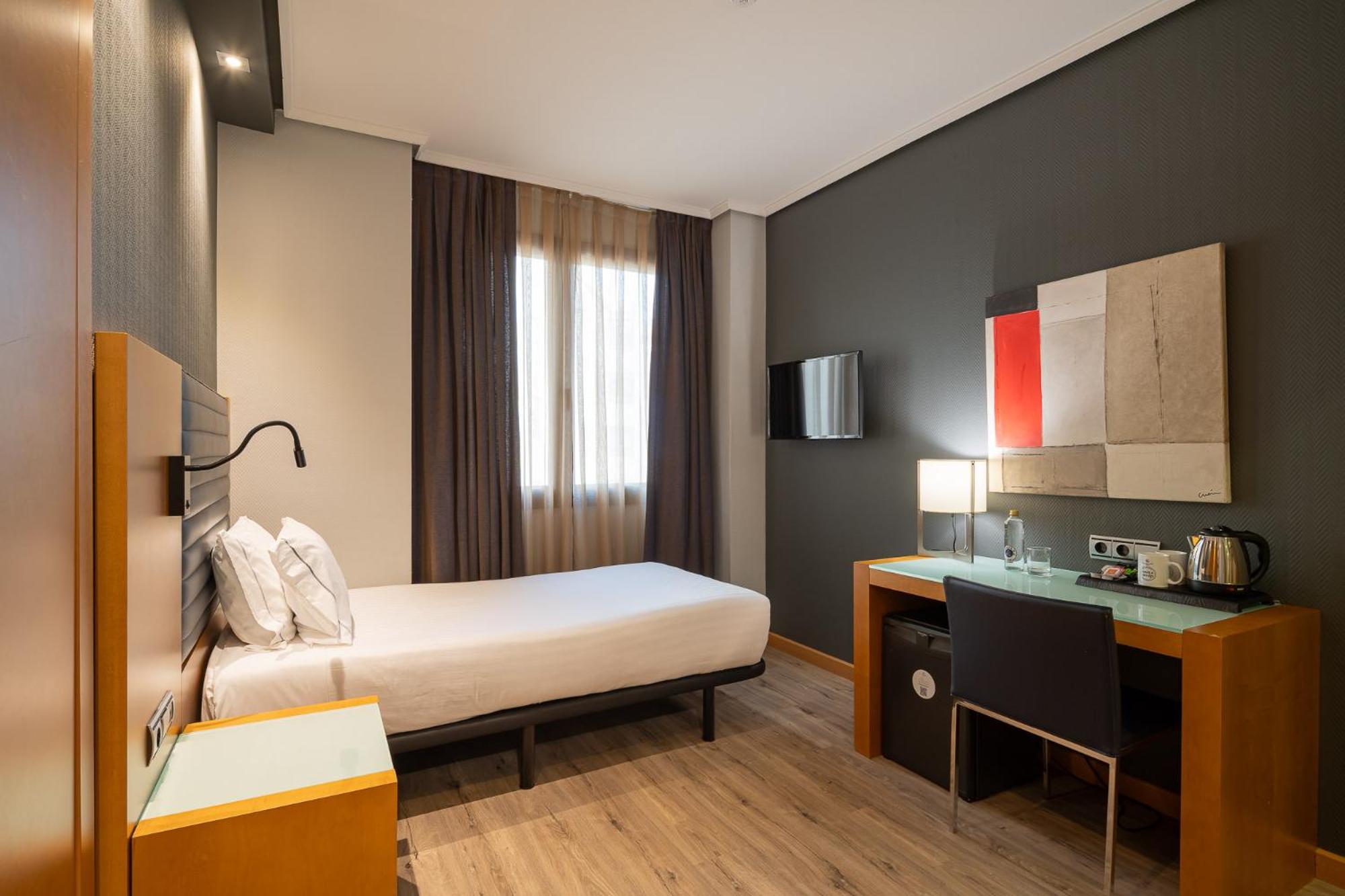 Single Room photo 3