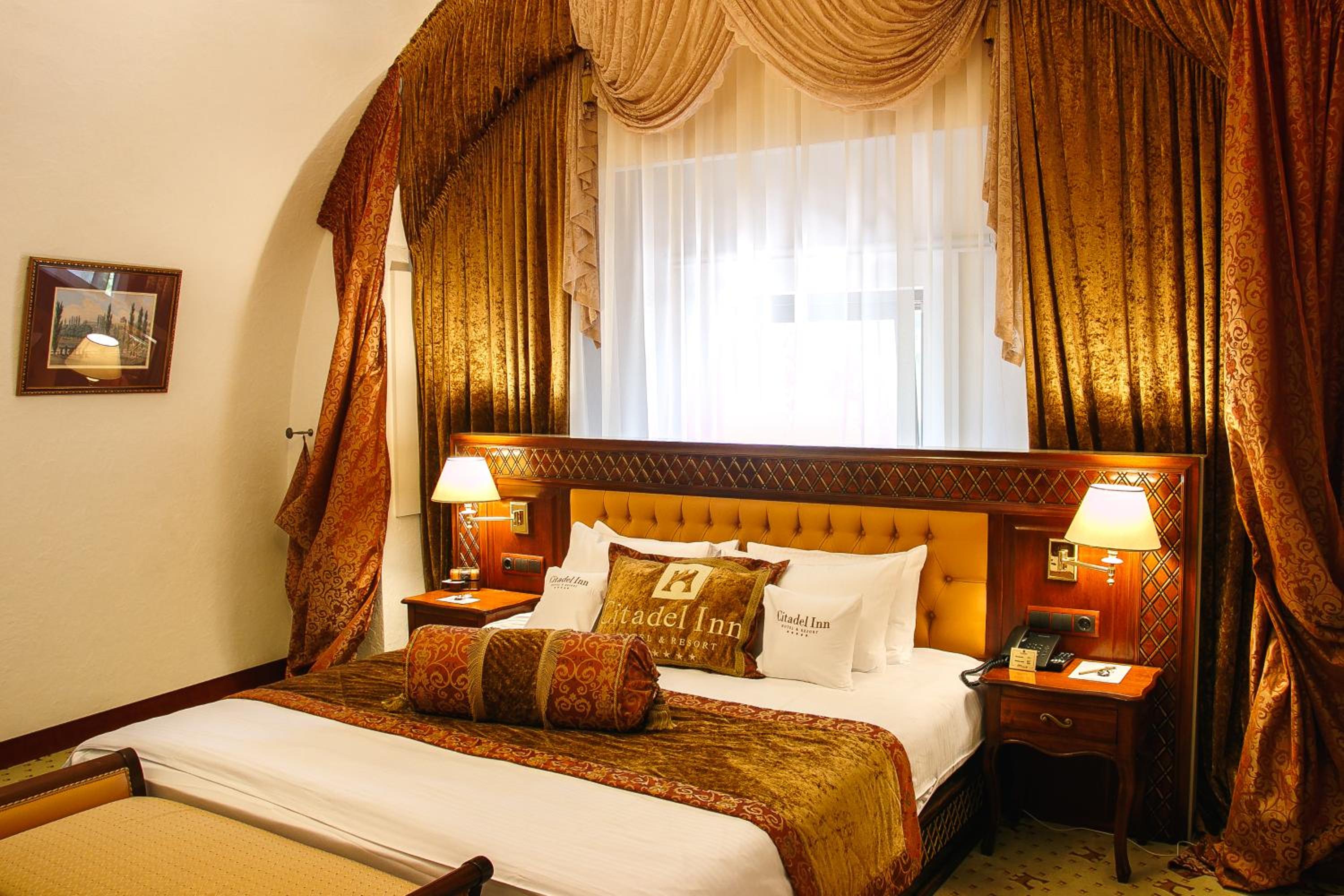 Suite - Photo 2