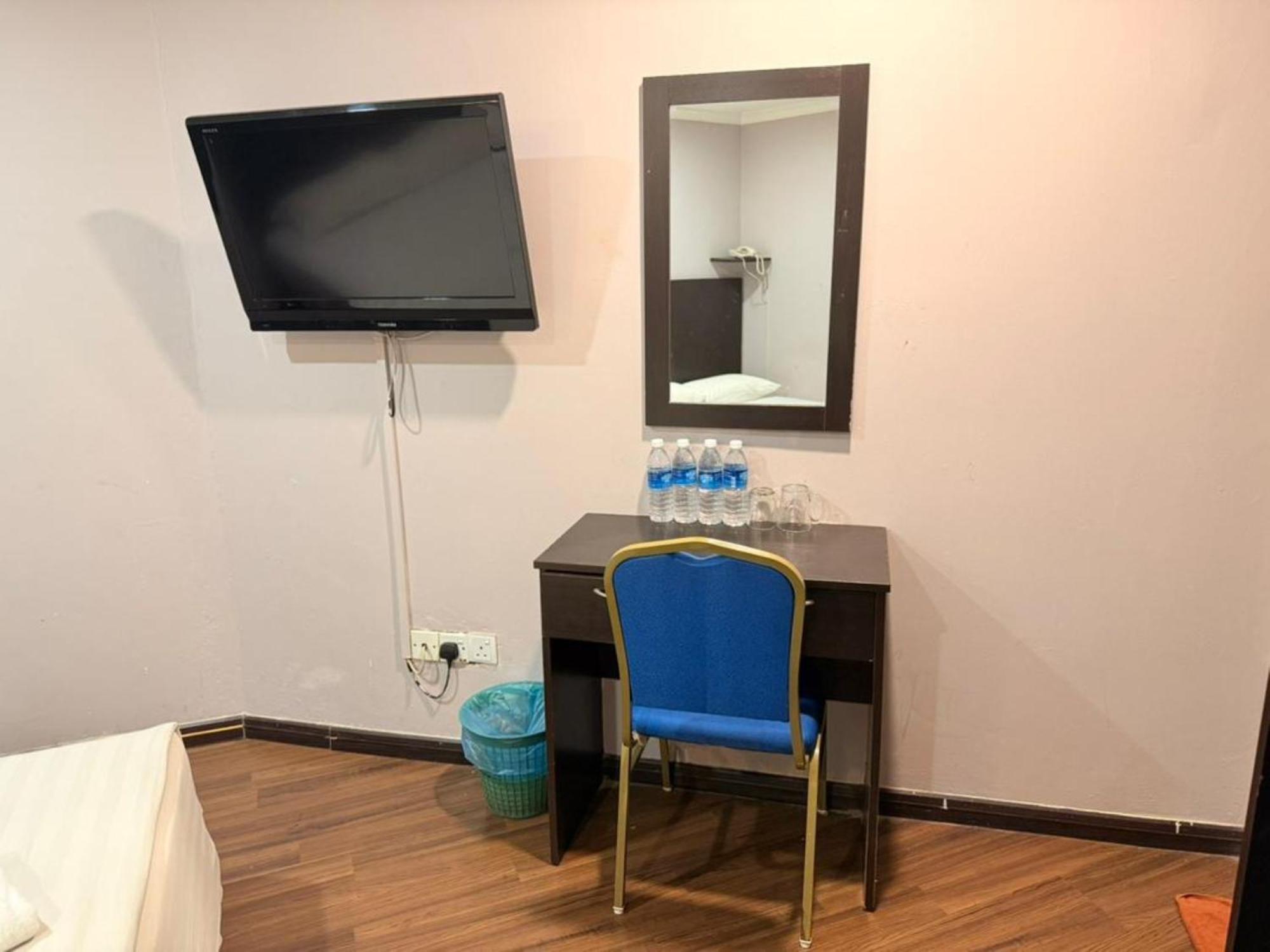 Deluxe Single Room photo 3