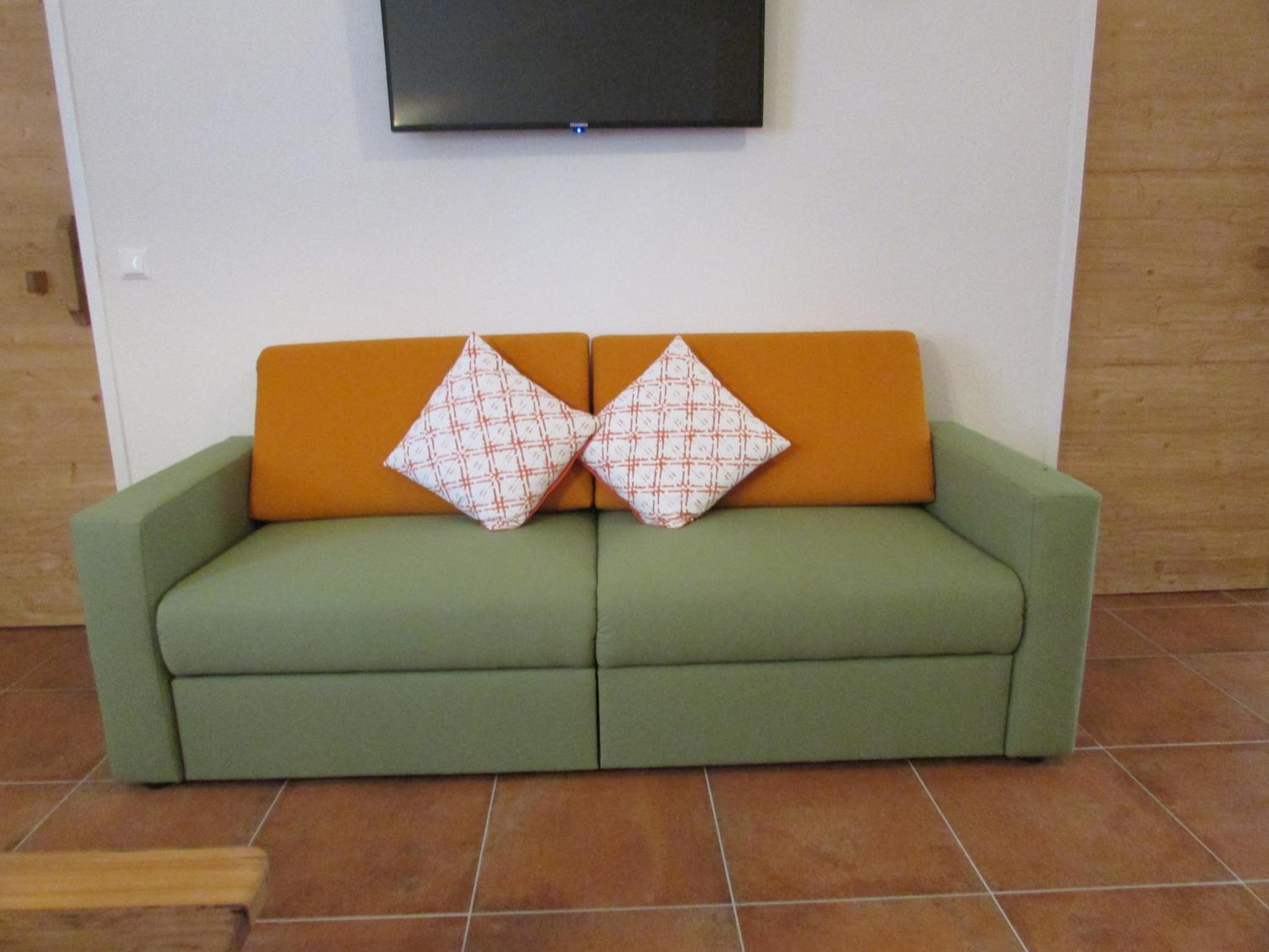 Three-Bedroom Apartment "Almhütte" photo 2