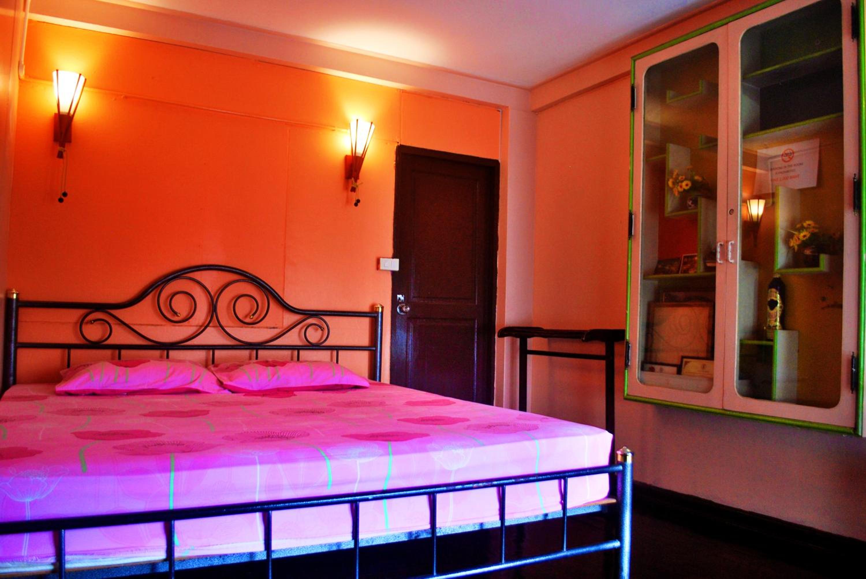 Double Room with Private Bathroom photo 1
