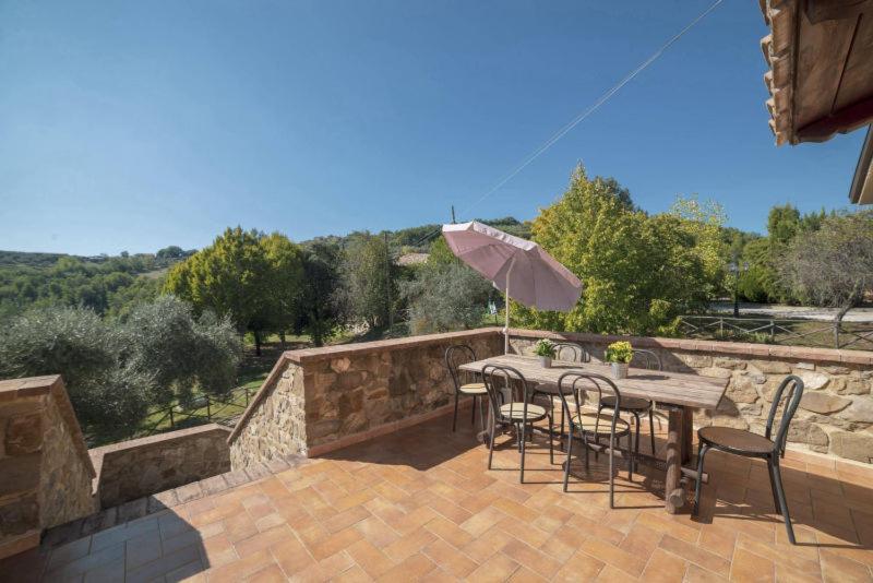 Apartment with Terrace photo 3