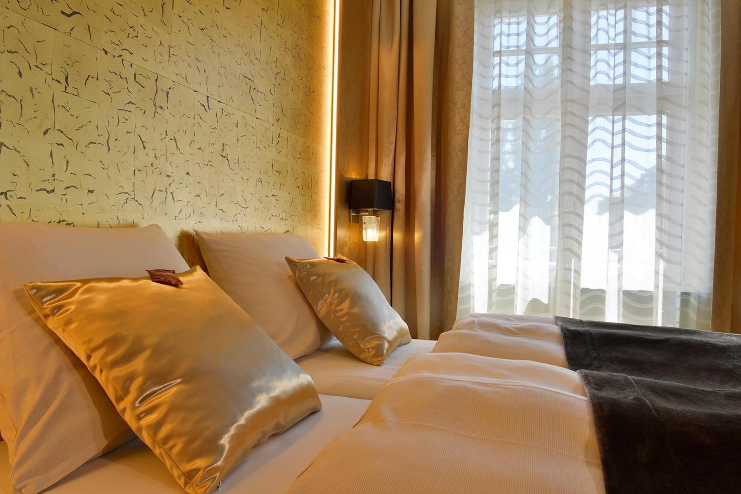 Suite - Photo 6