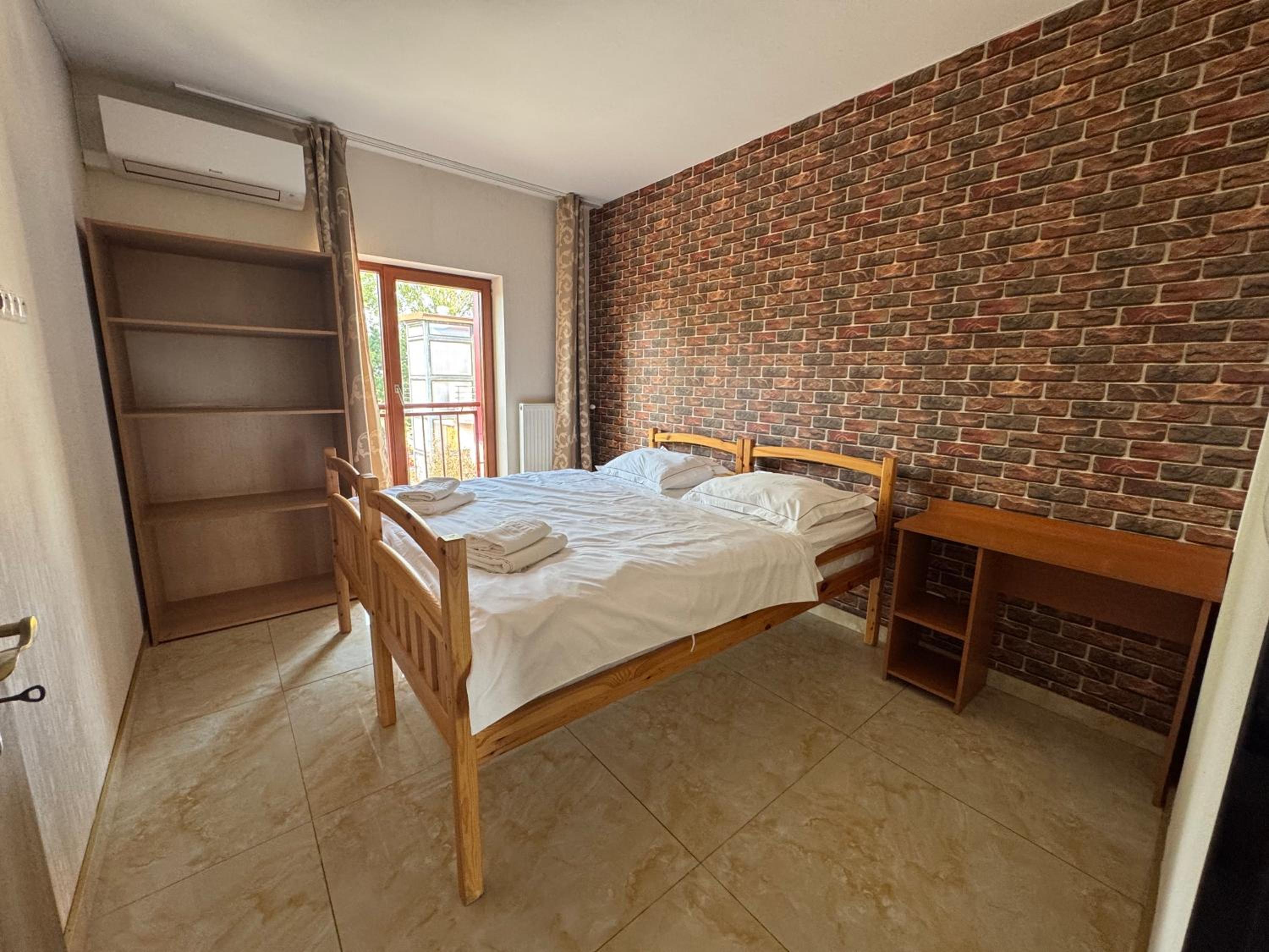 Apartment - Photo 2
