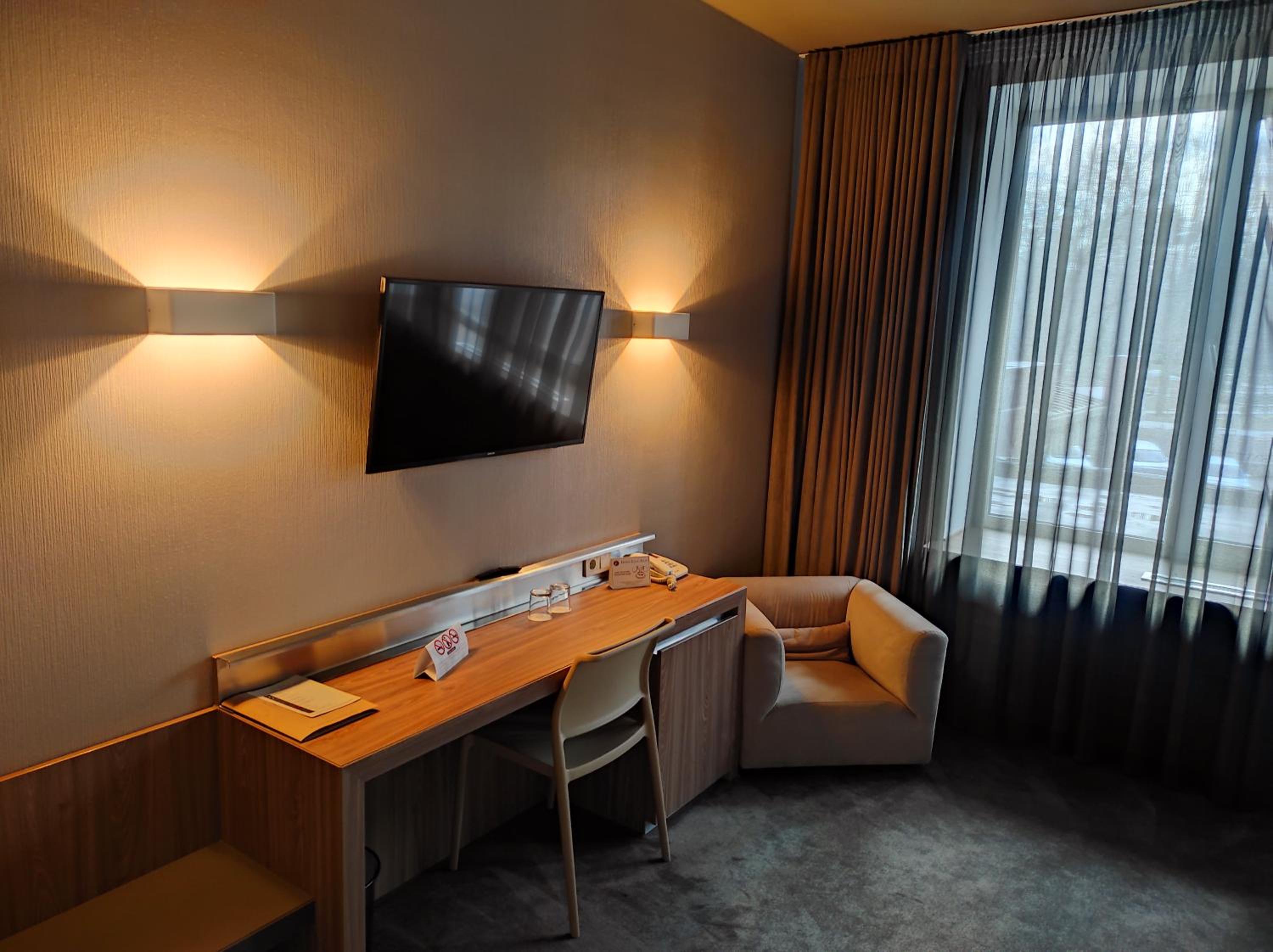 Standard Queen Room photo 1