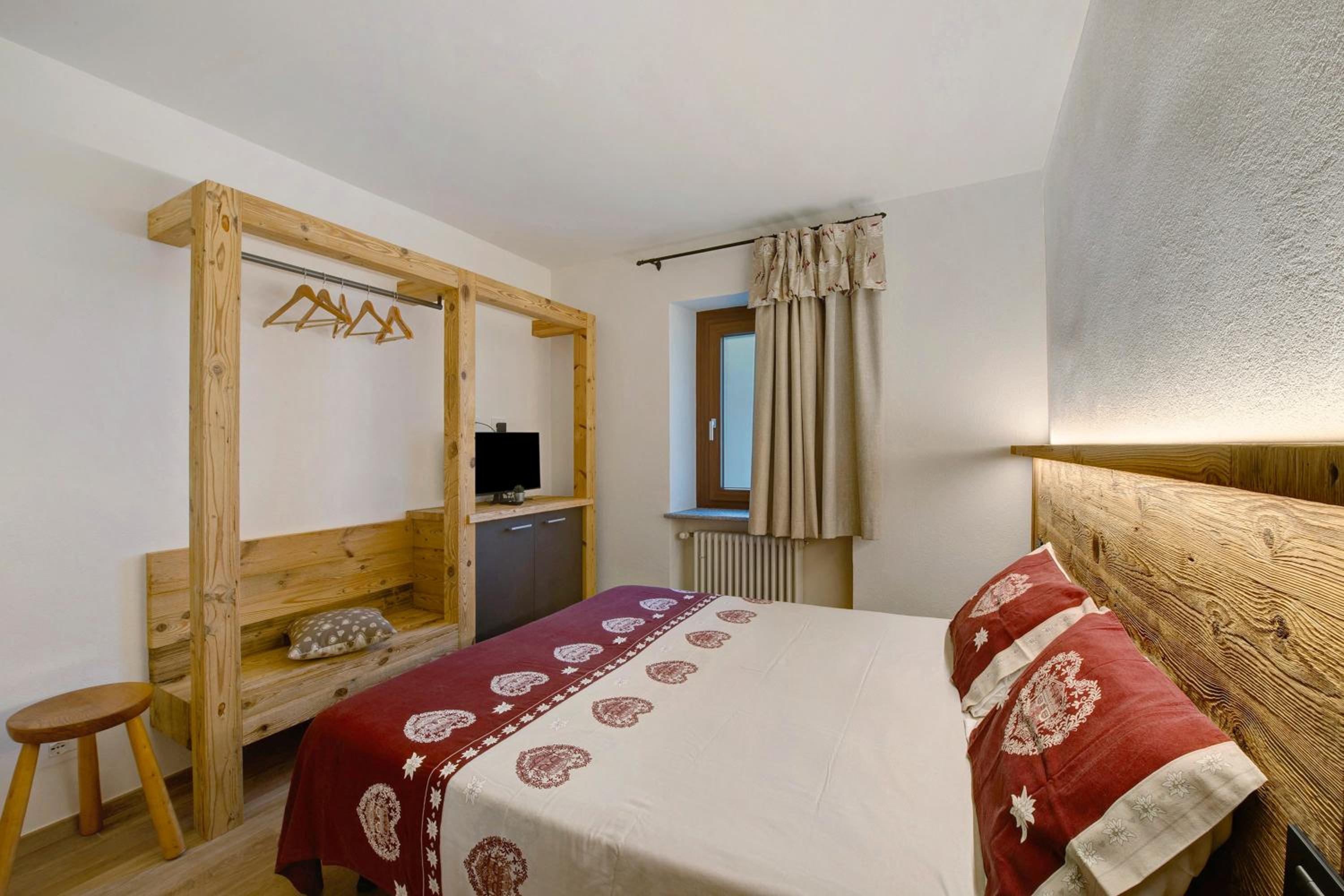 One-Bedroom Apartment with Garden View photo 1